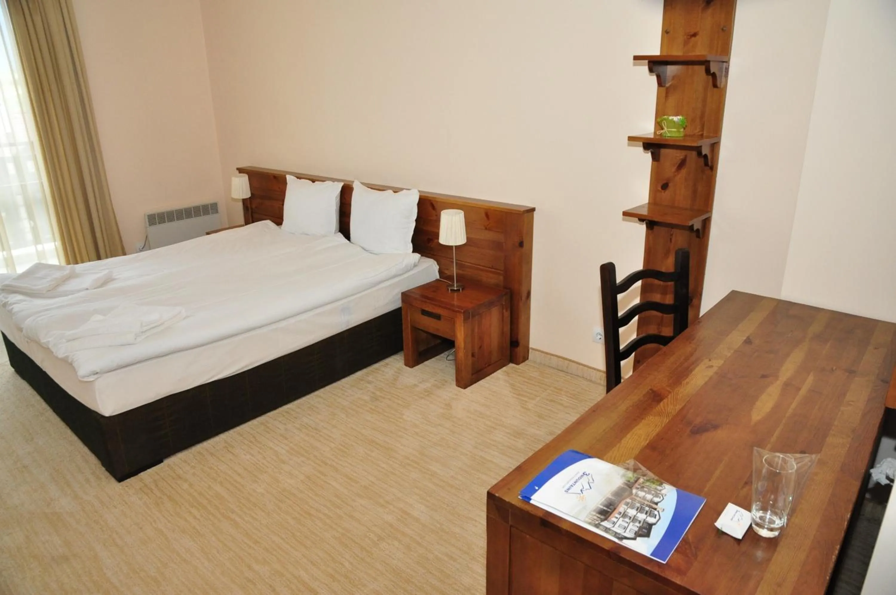 Bed in 3 Mountains Hotel