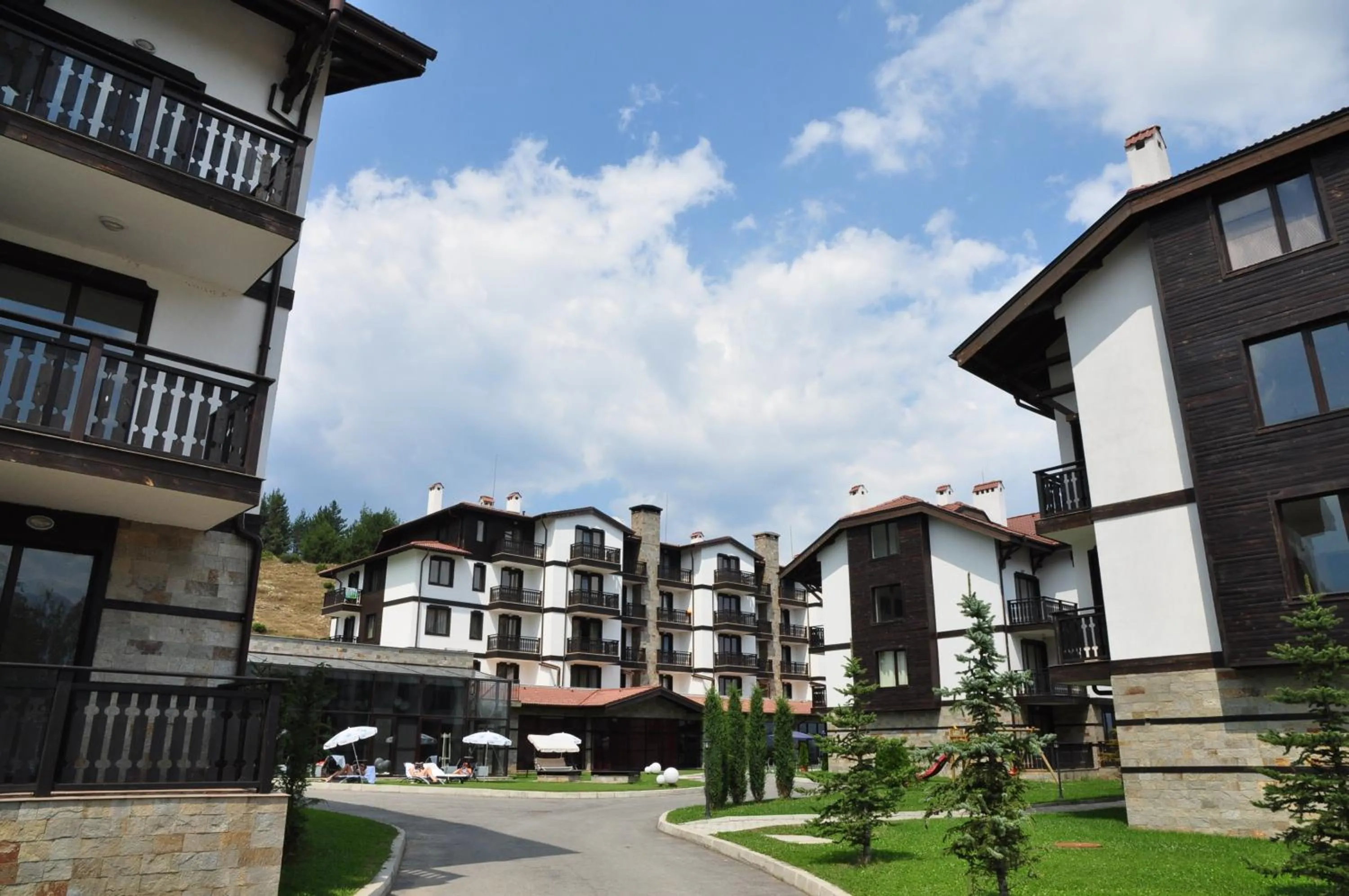 Facade/entrance in 3 Mountains Hotel