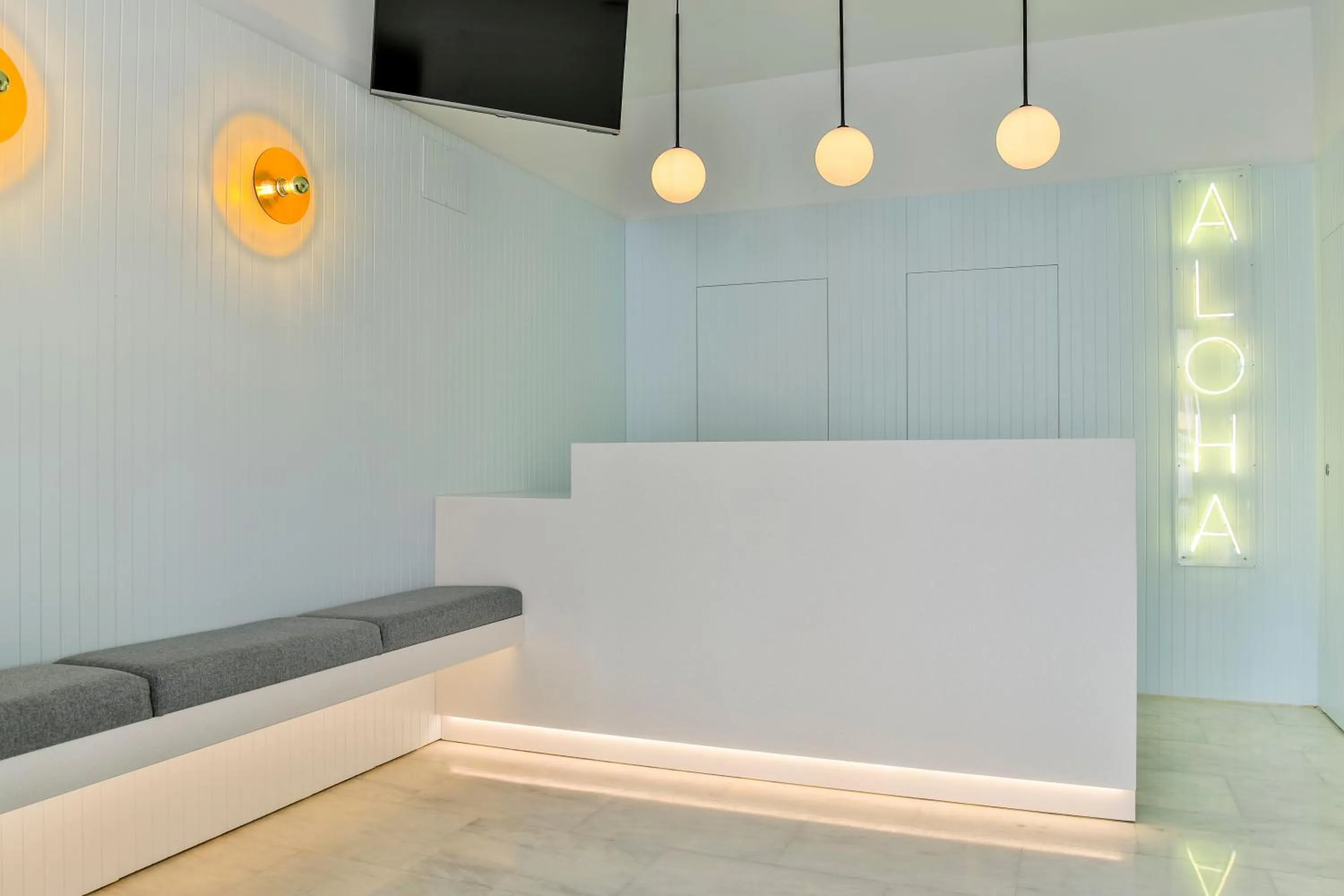 Facade/entrance in Apartamentos 525