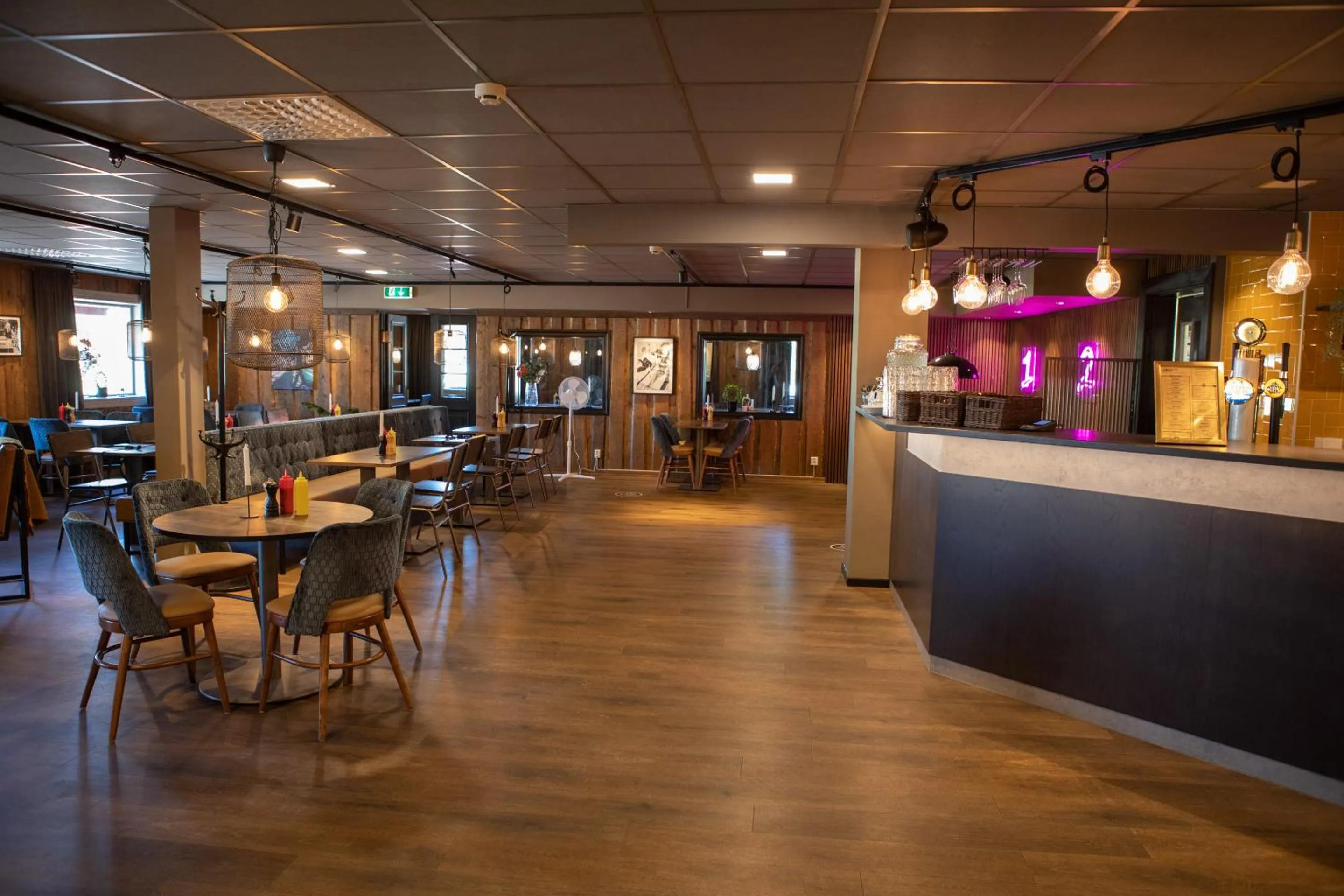 Restaurant/places to eat in Gylle Hotell & Restaurang Brödernas