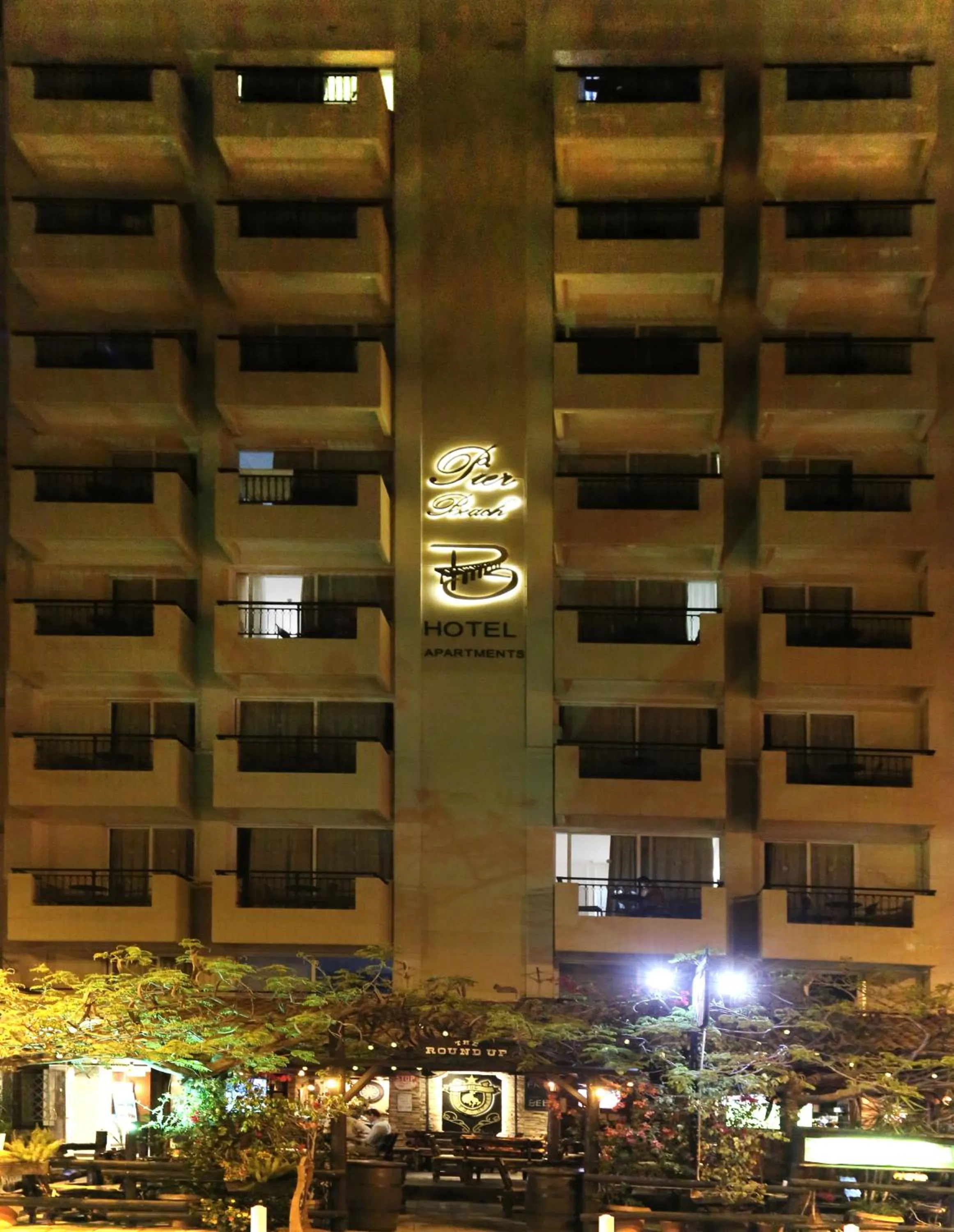 Pier Beach Hotel Apartments