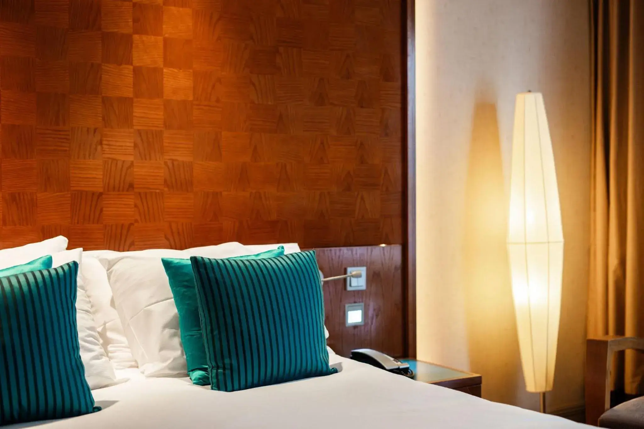 Gold Deluxe Double Room in The Royal Yacht Gold Deluxe Double Room in The Royal Yacht