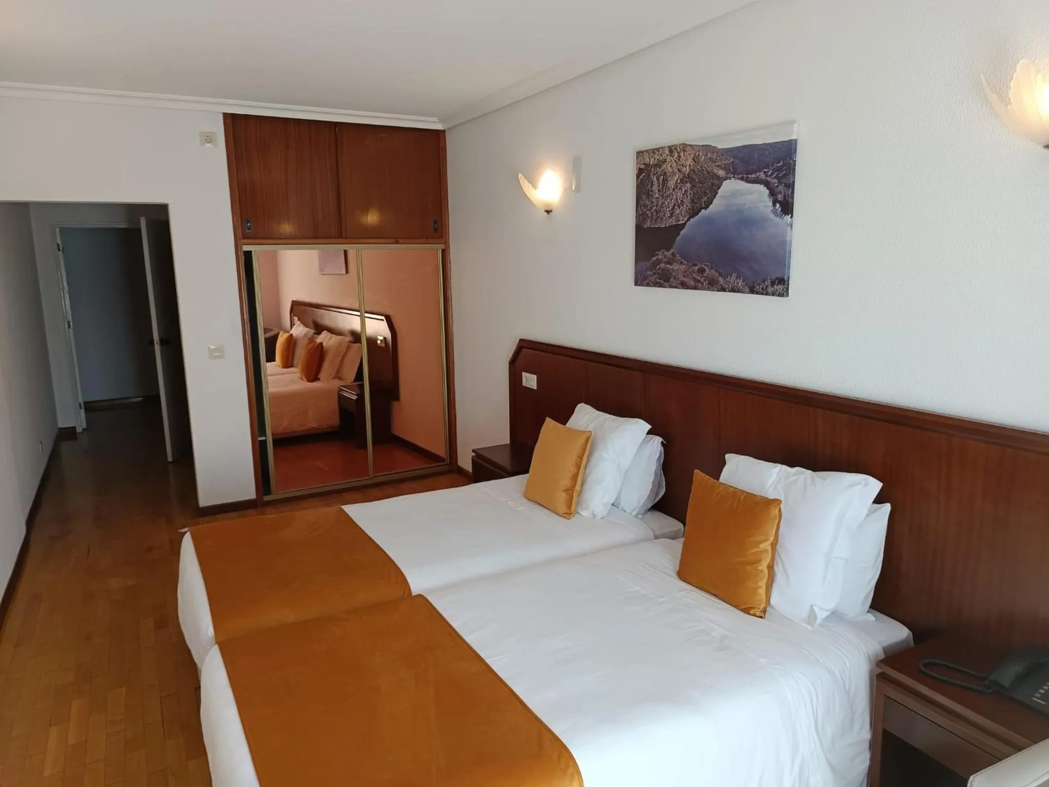 Bedroom, Bed in Hotel Turismo Miranda