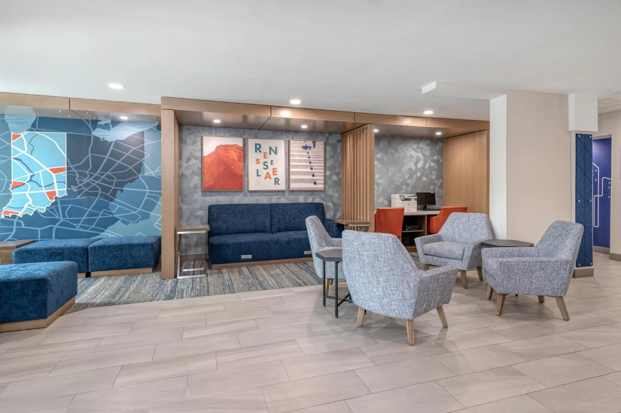 Property building in Holiday Inn Express - Rensselaer by IHG