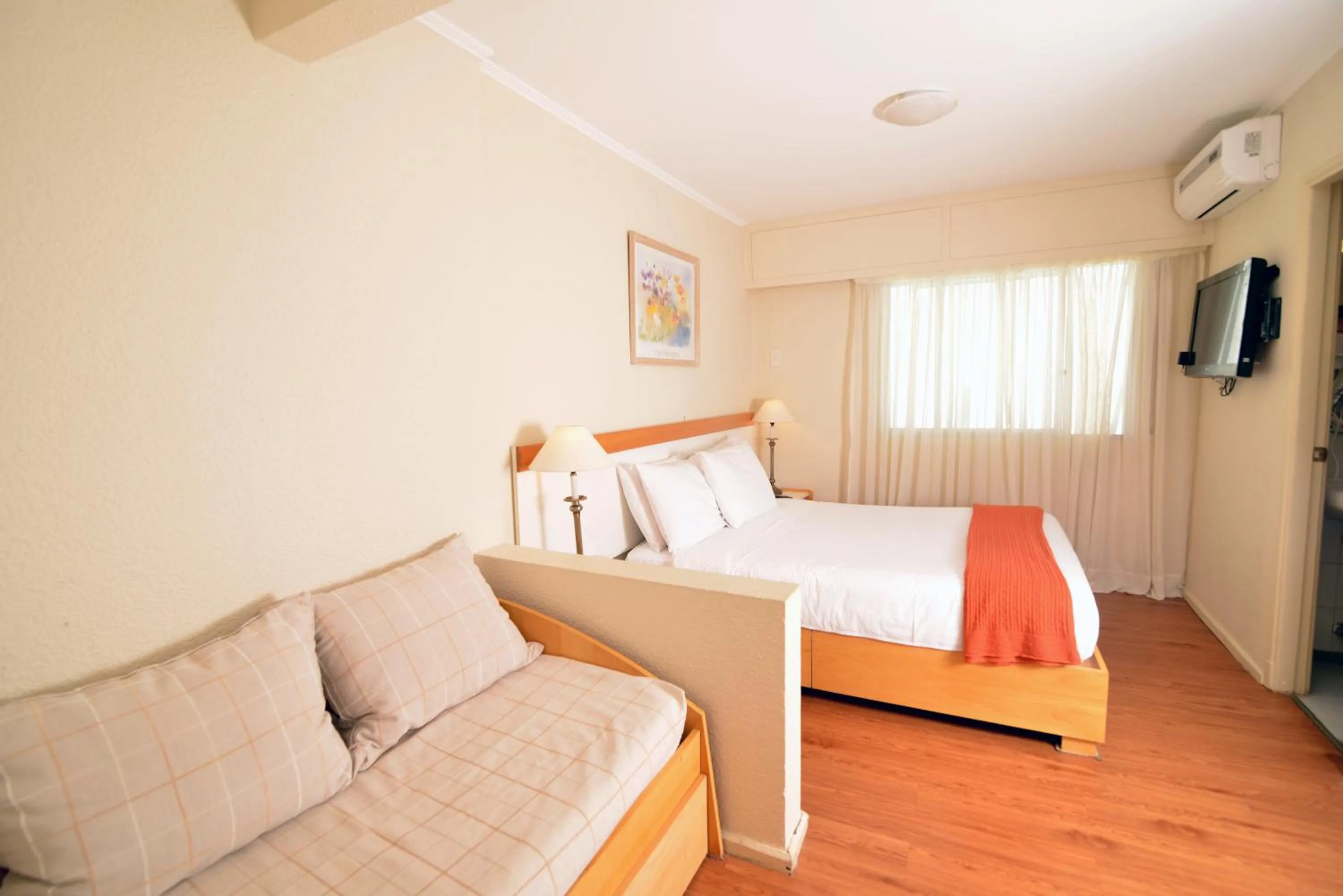 Decorative detail, Bed in Hotel Sunset Beach