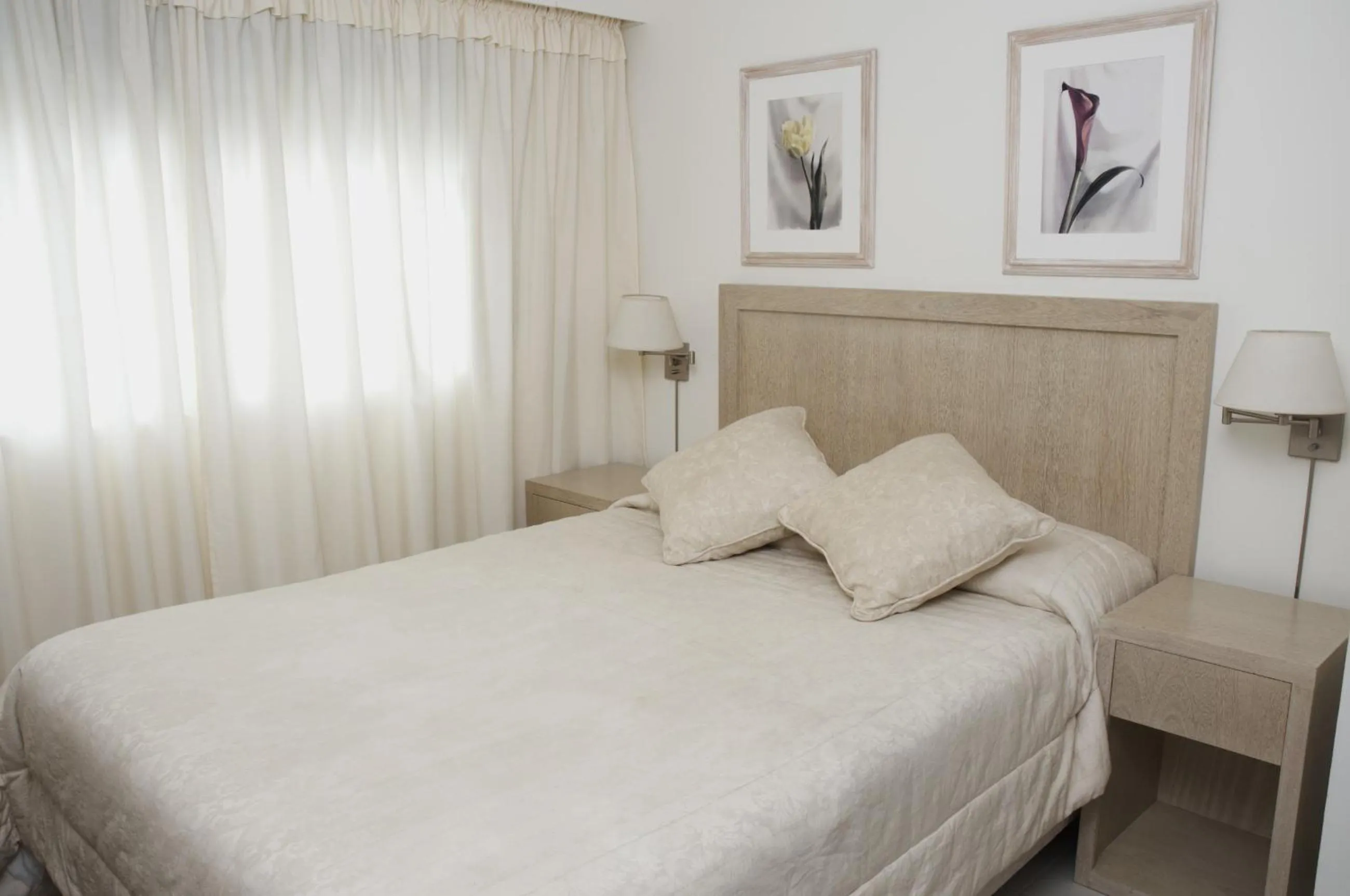 Bedroom, Bed in Hotel Sunset Beach