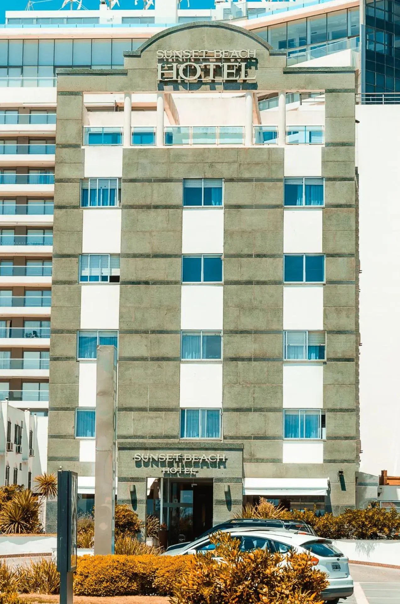 Facade/entrance in Hotel Sunset Beach Facade/entrance in Hotel Sunset Beach