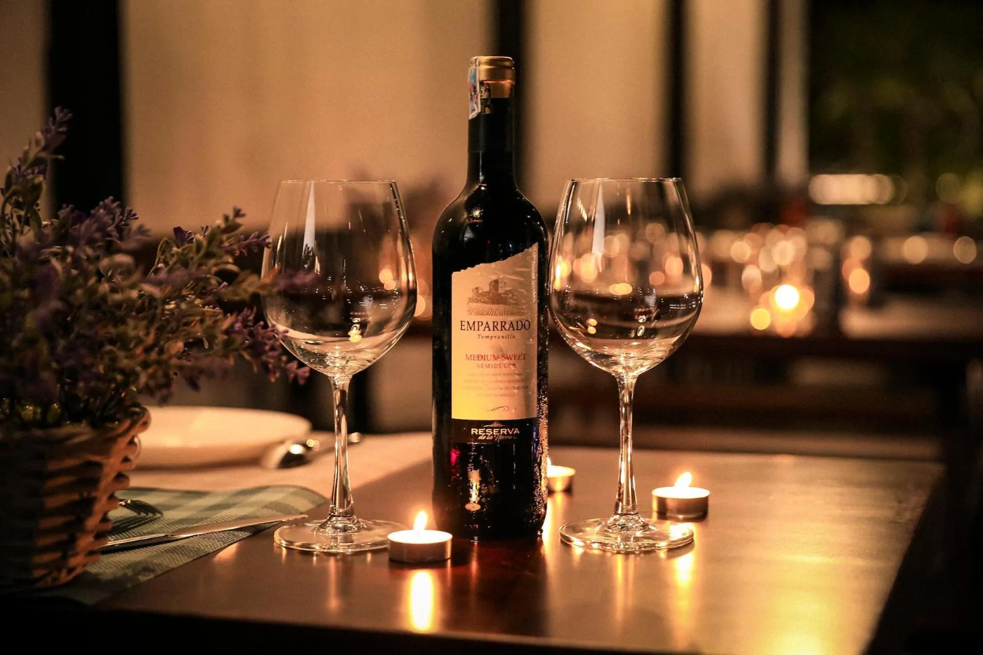 Restaurant/places to eat in The Umi Hotel