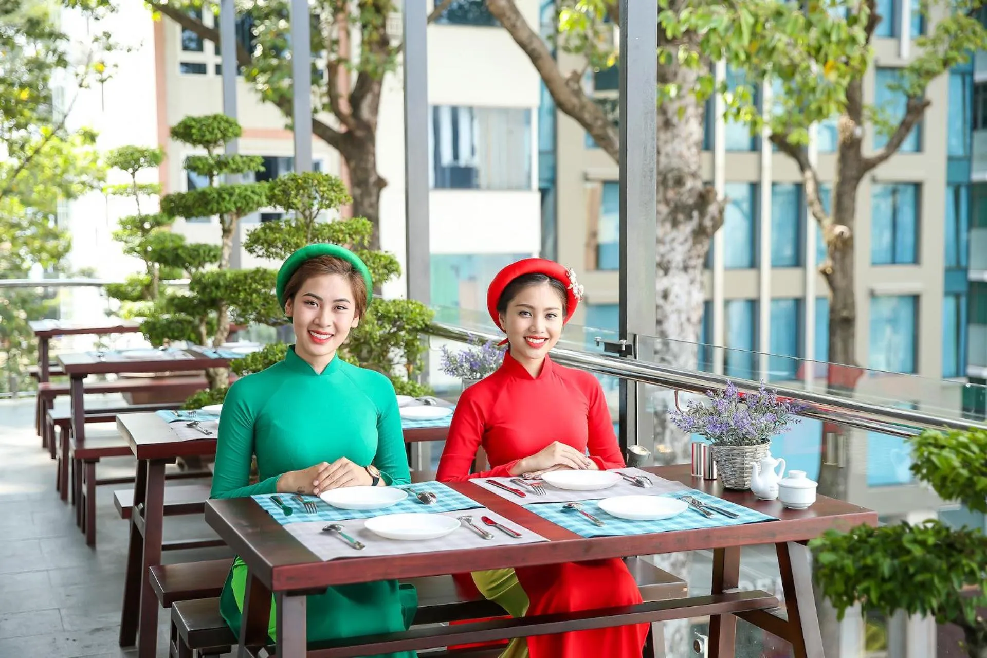 Restaurant/places to eat in The Umi Hotel