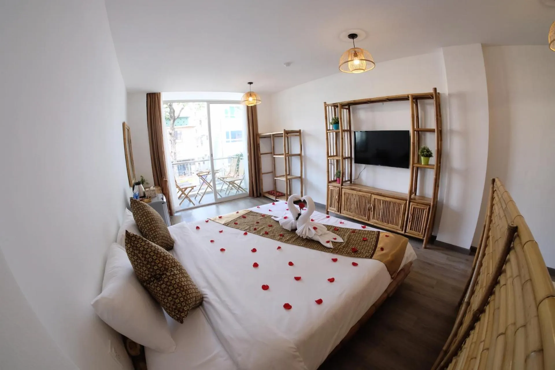 Bed in The Umi Hotel