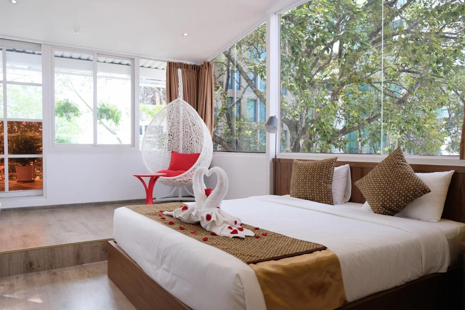 Bed in The Umi Hotel