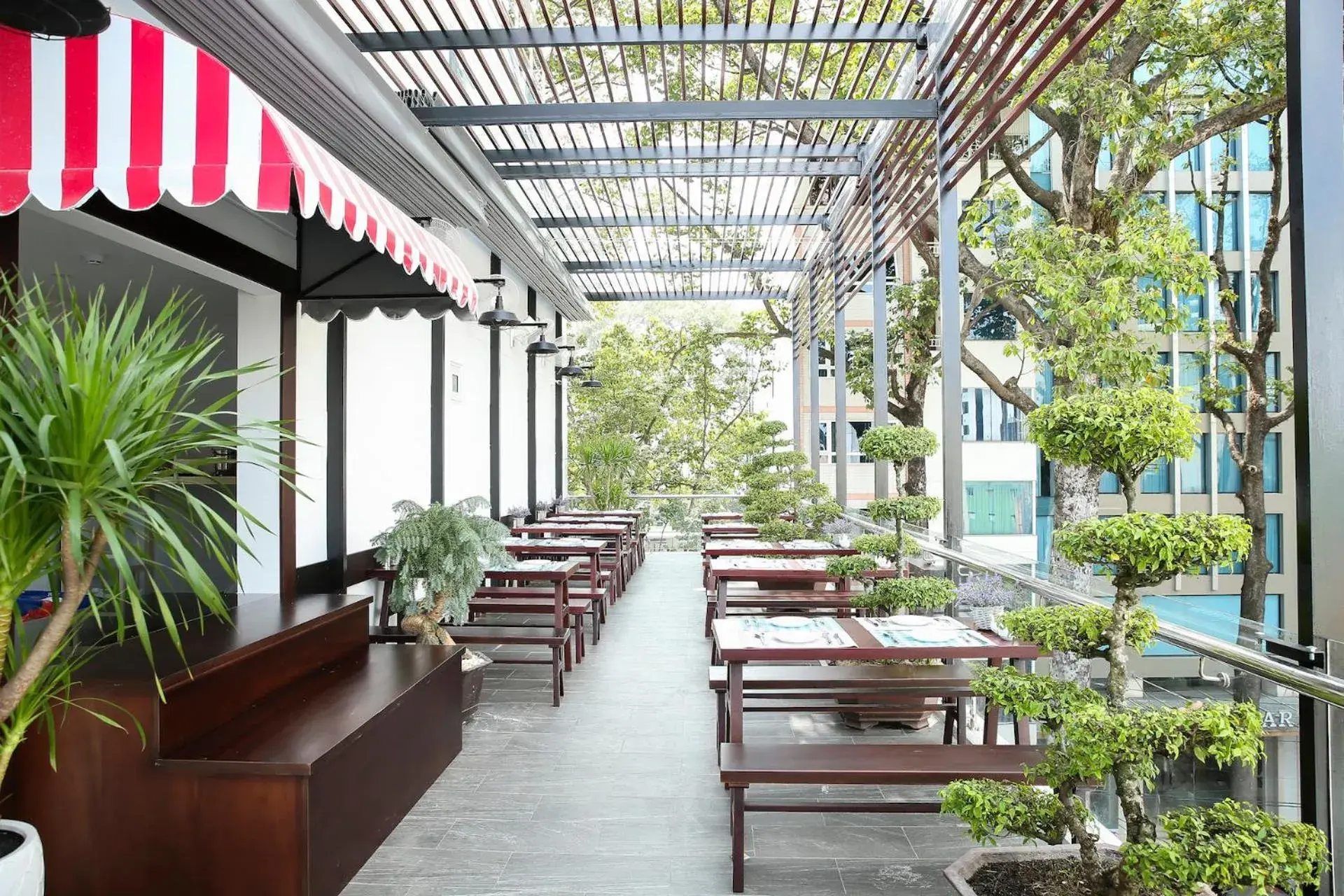 Restaurant/places to eat in The Umi Hotel Restaurant/places to eat in The Umi Hotel