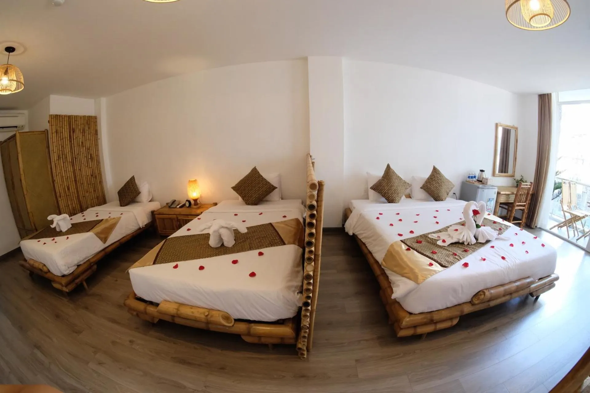 Bed in The Umi Hotel