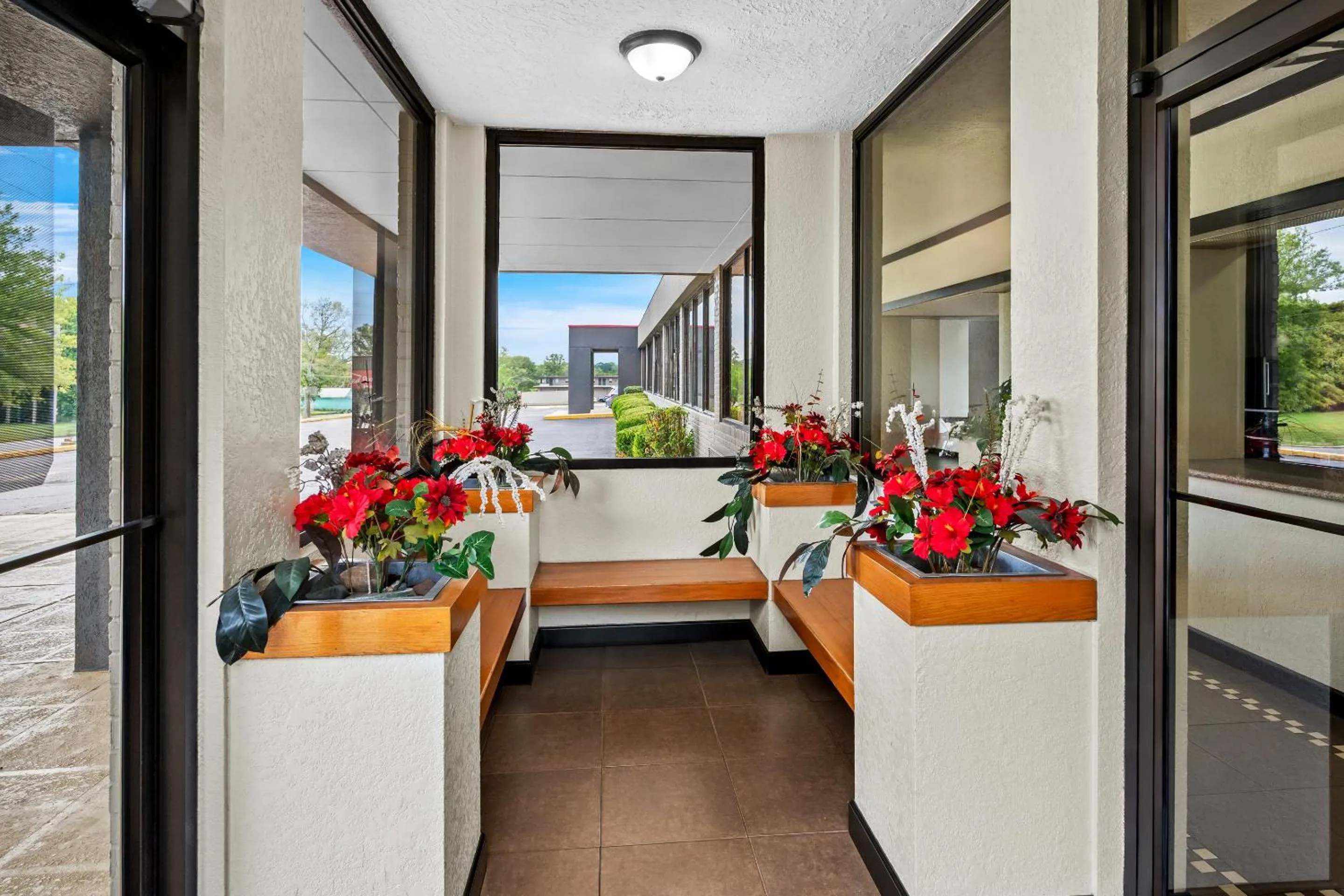 Facade/entrance in Red Roof Inn Hot Springs