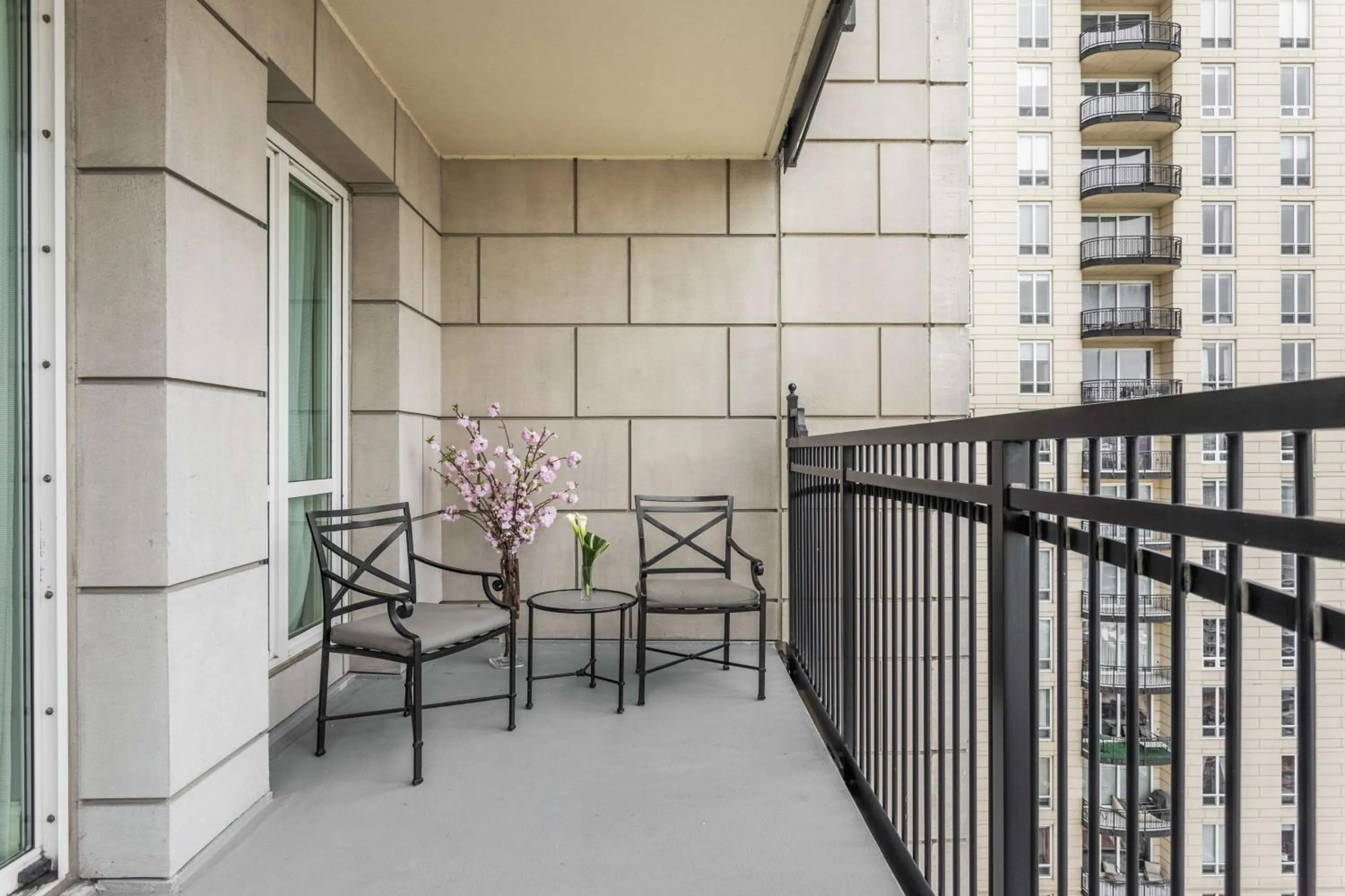 Balcony/Terrace in Waldorf Astoria Chicago