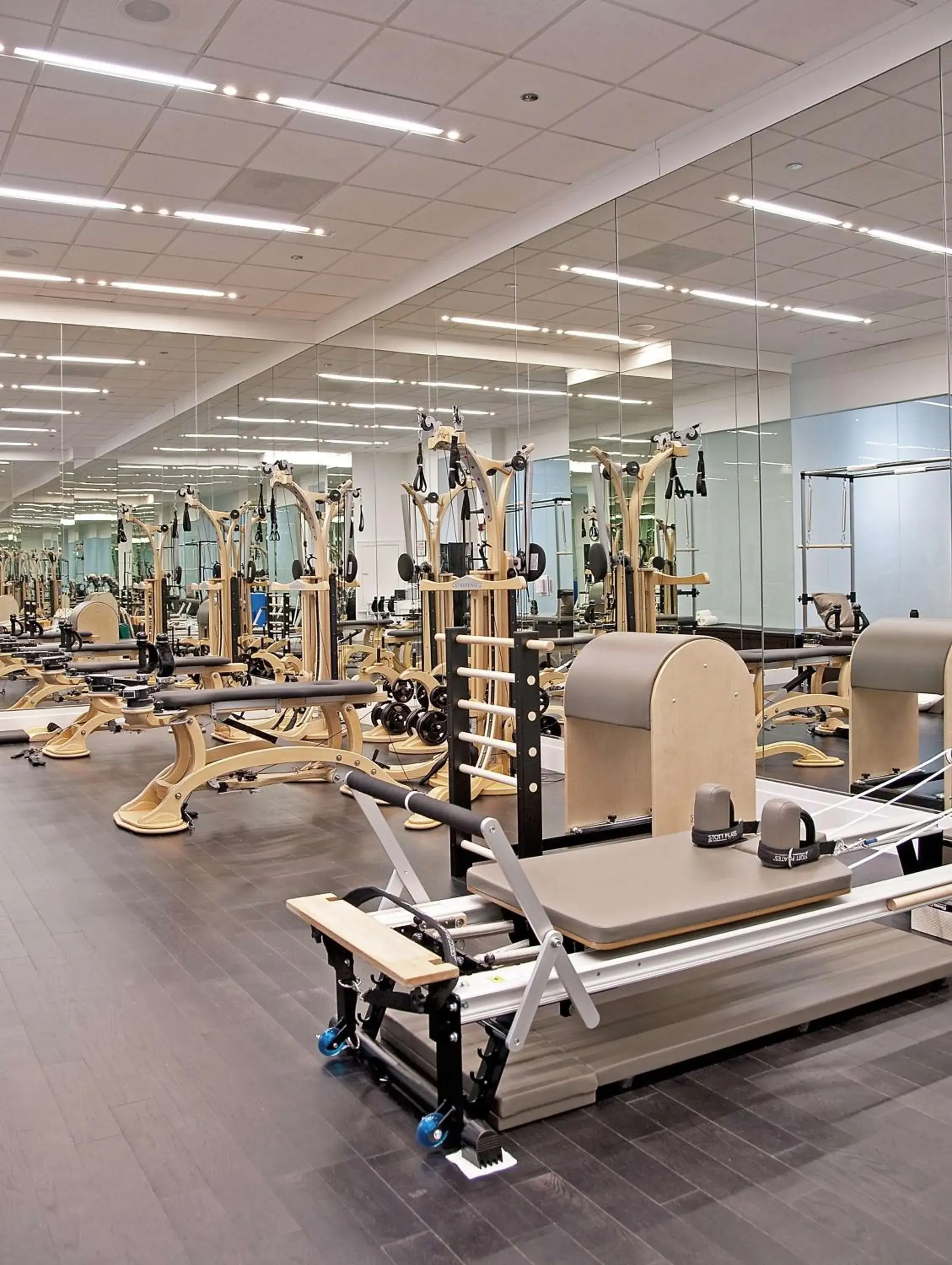 Fitness centre/facilities in Waldorf Astoria Chicago Fitness centre/facilities in Waldorf Astoria Chicago