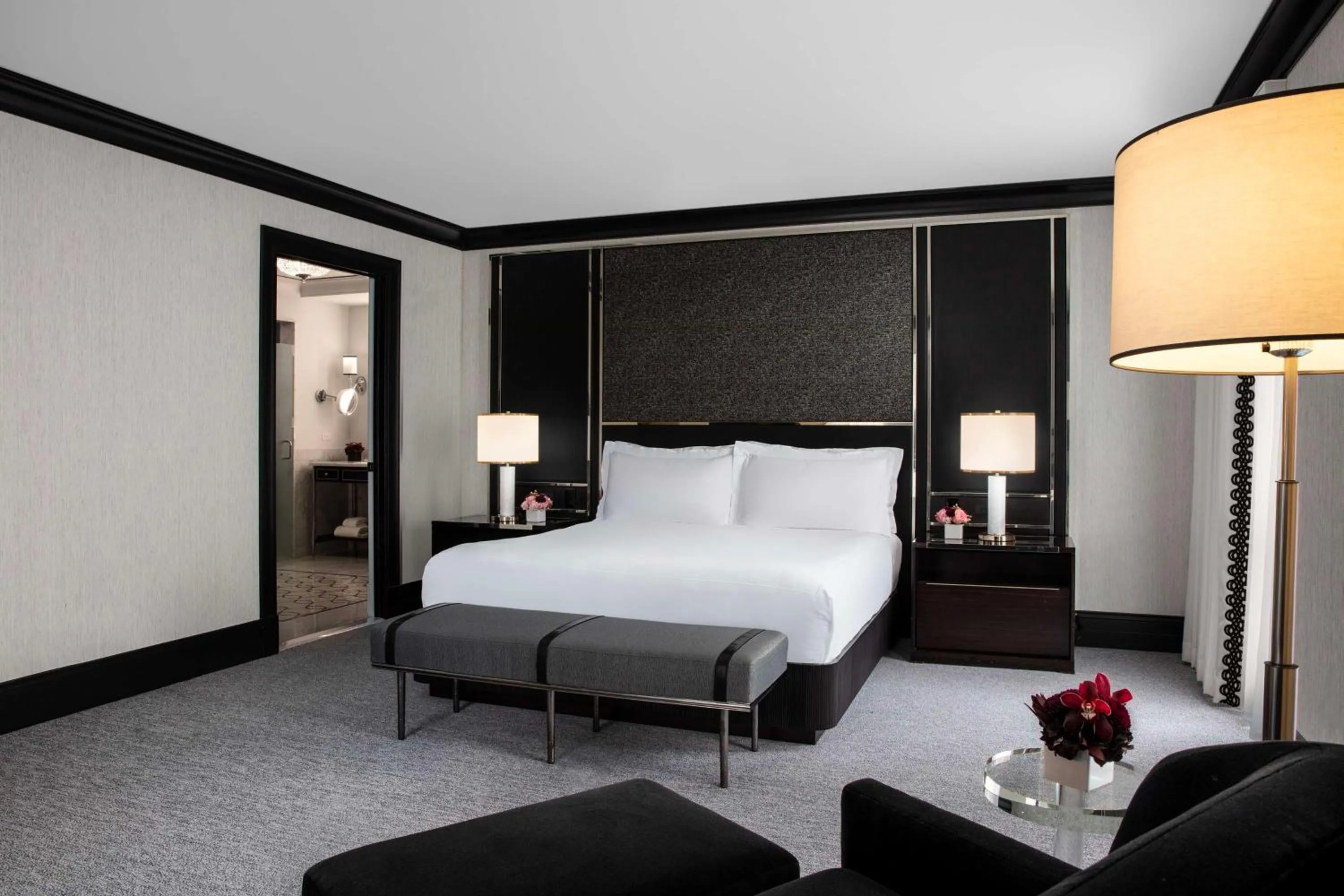 Bed in Waldorf Astoria Chicago