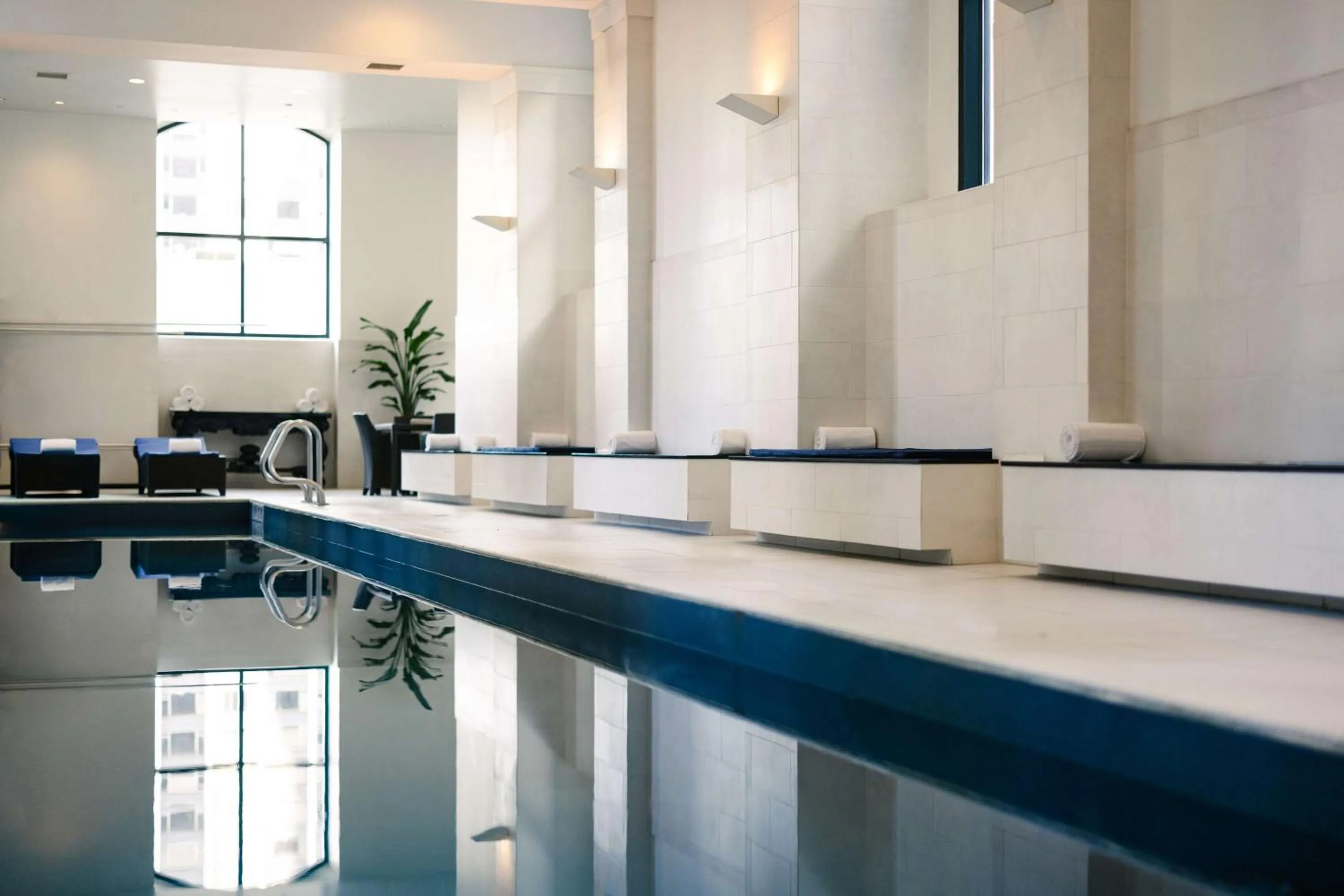 Pool view in Waldorf Astoria Chicago