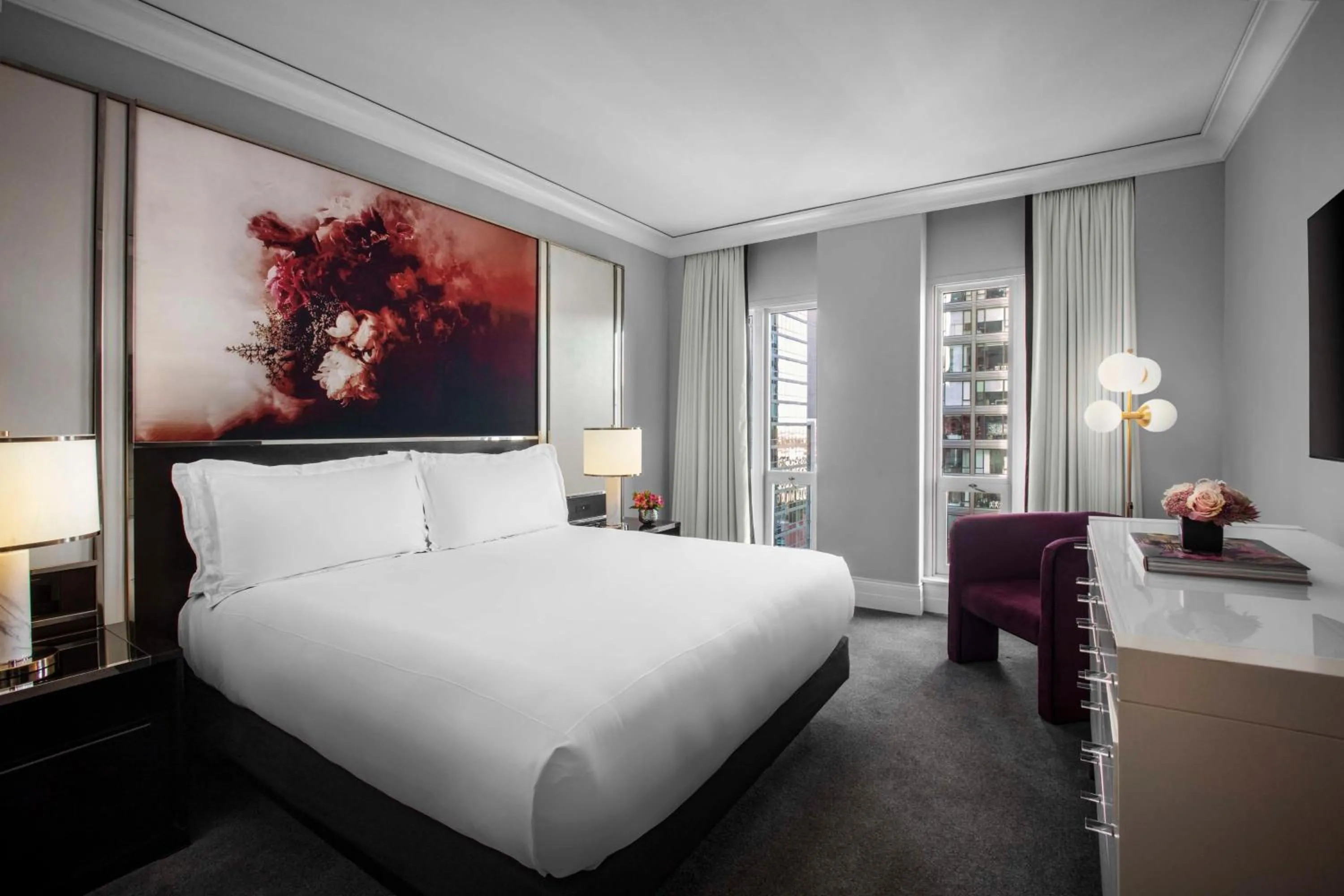 Bed in Waldorf Astoria Chicago