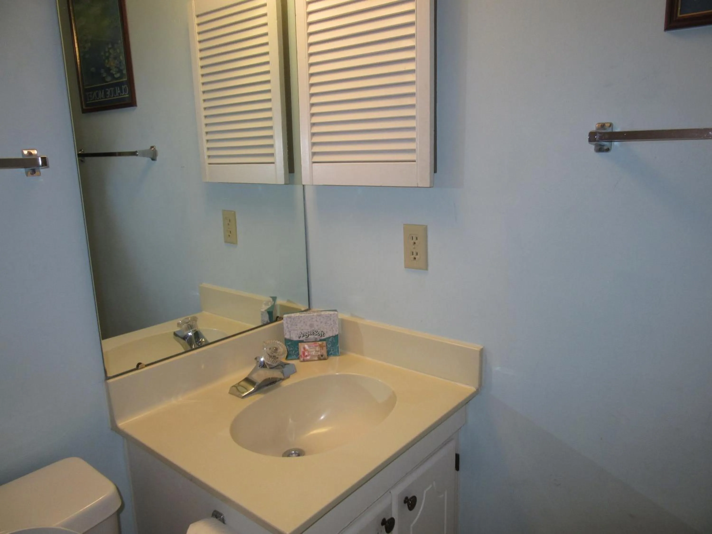 Bathroom in Hilton Head Island Beach and Tennis Resort