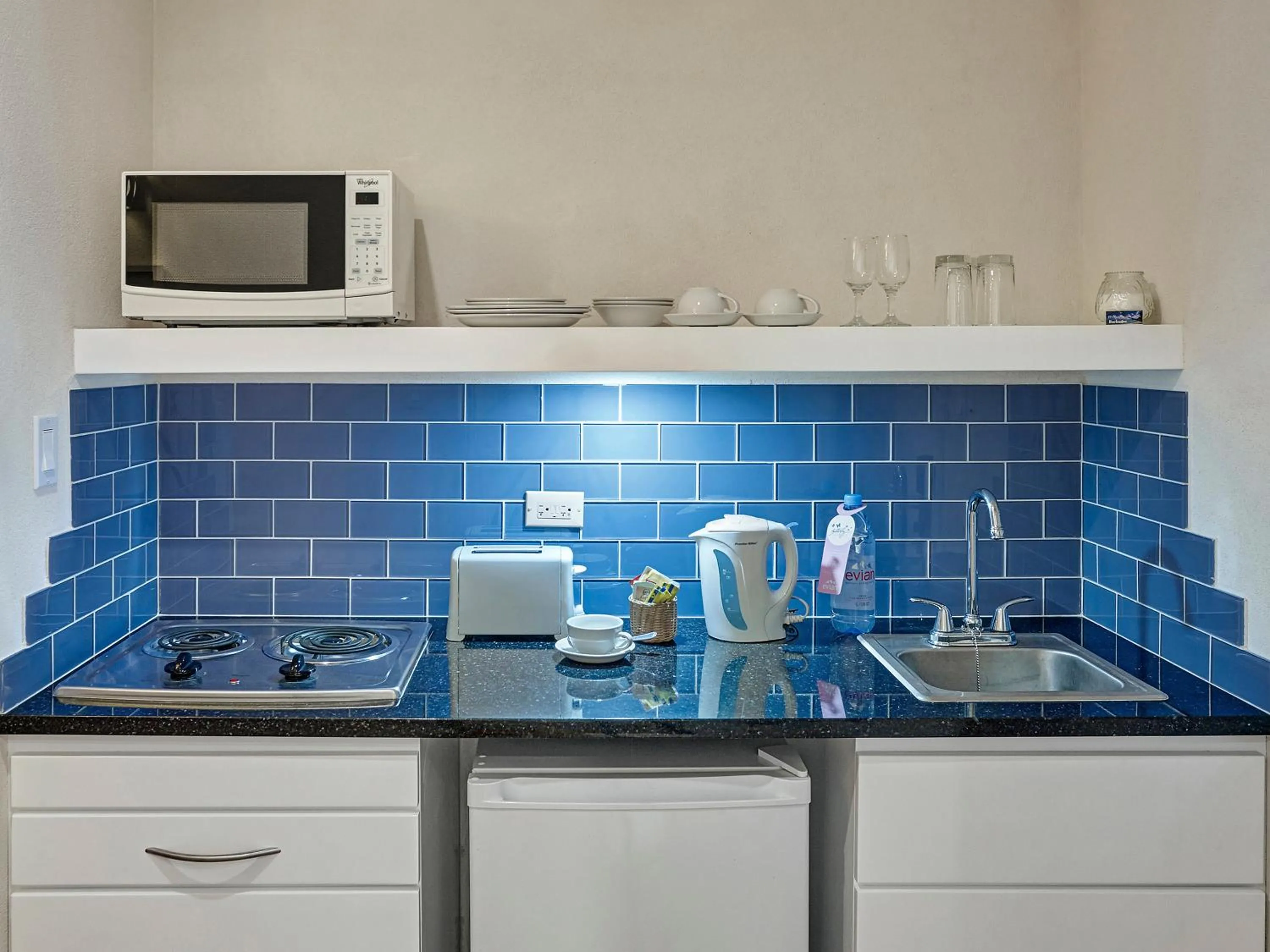 Toilet in Butterfly Beach Hotel