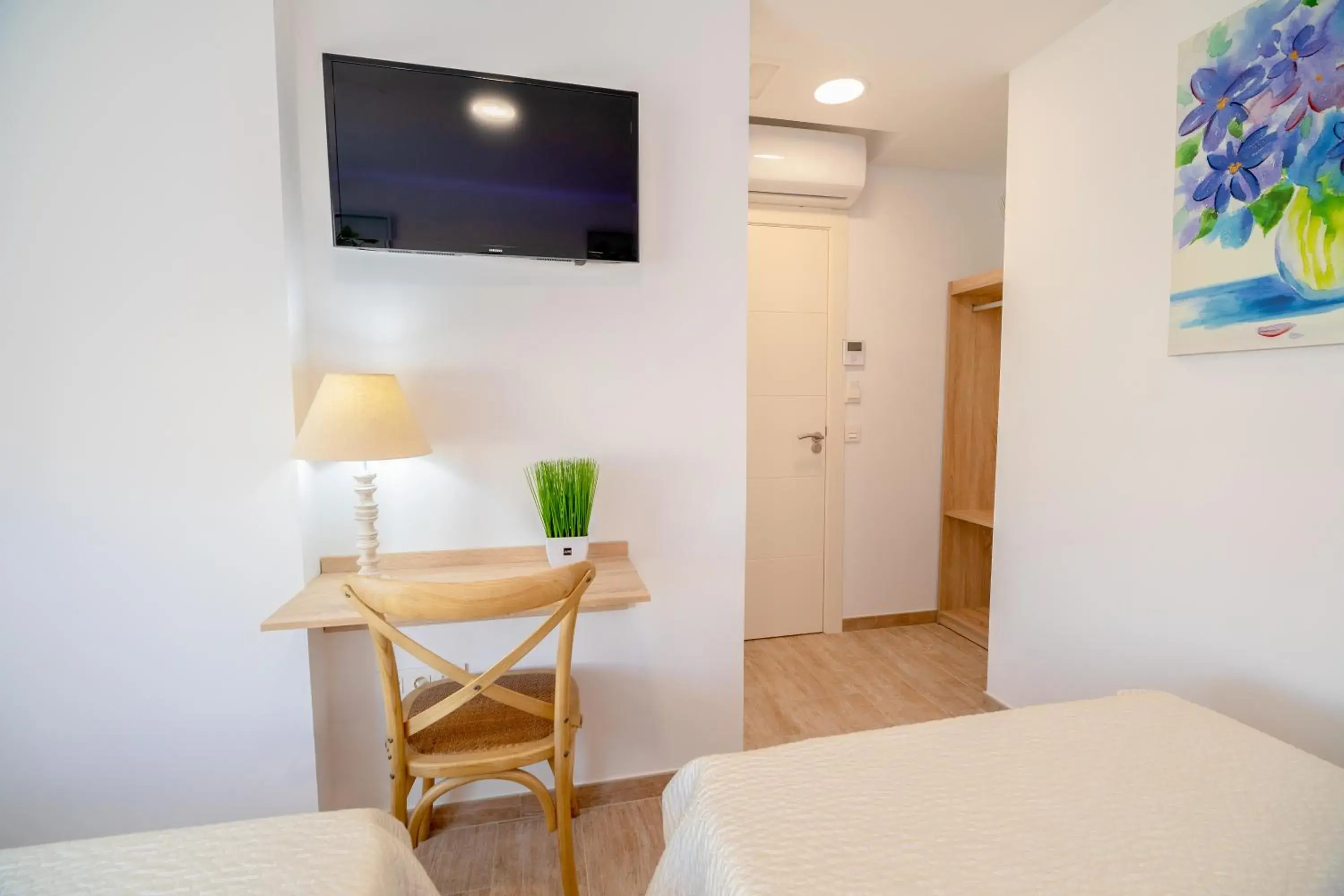 Twin Room in Petit Malaga Congress Twin Room in Petit Malaga Congress