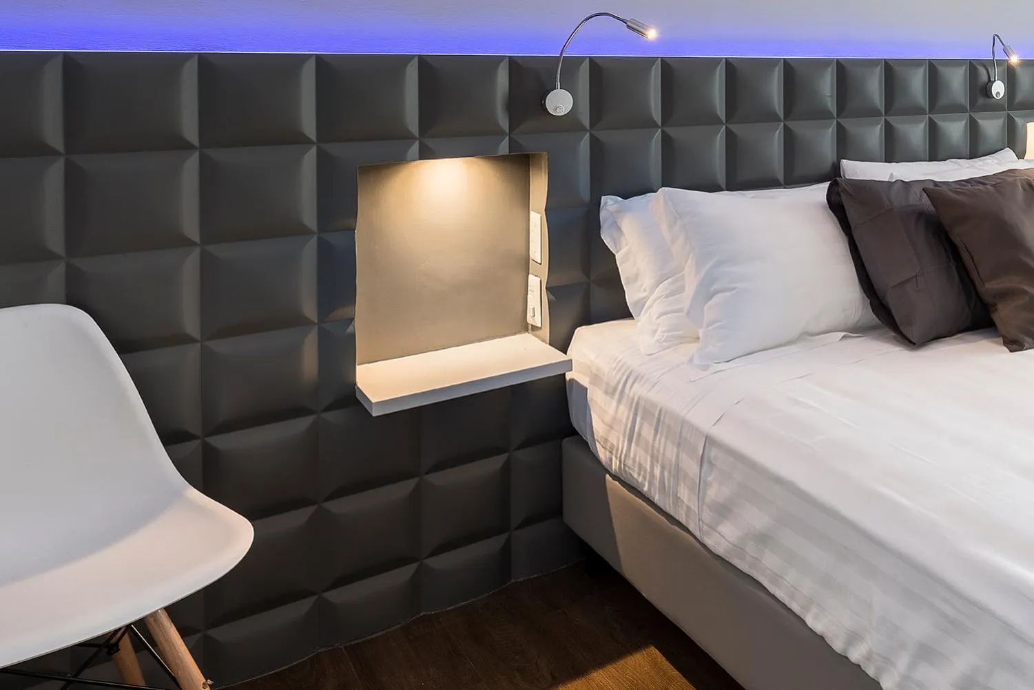 Bed in Z-ArchSuites