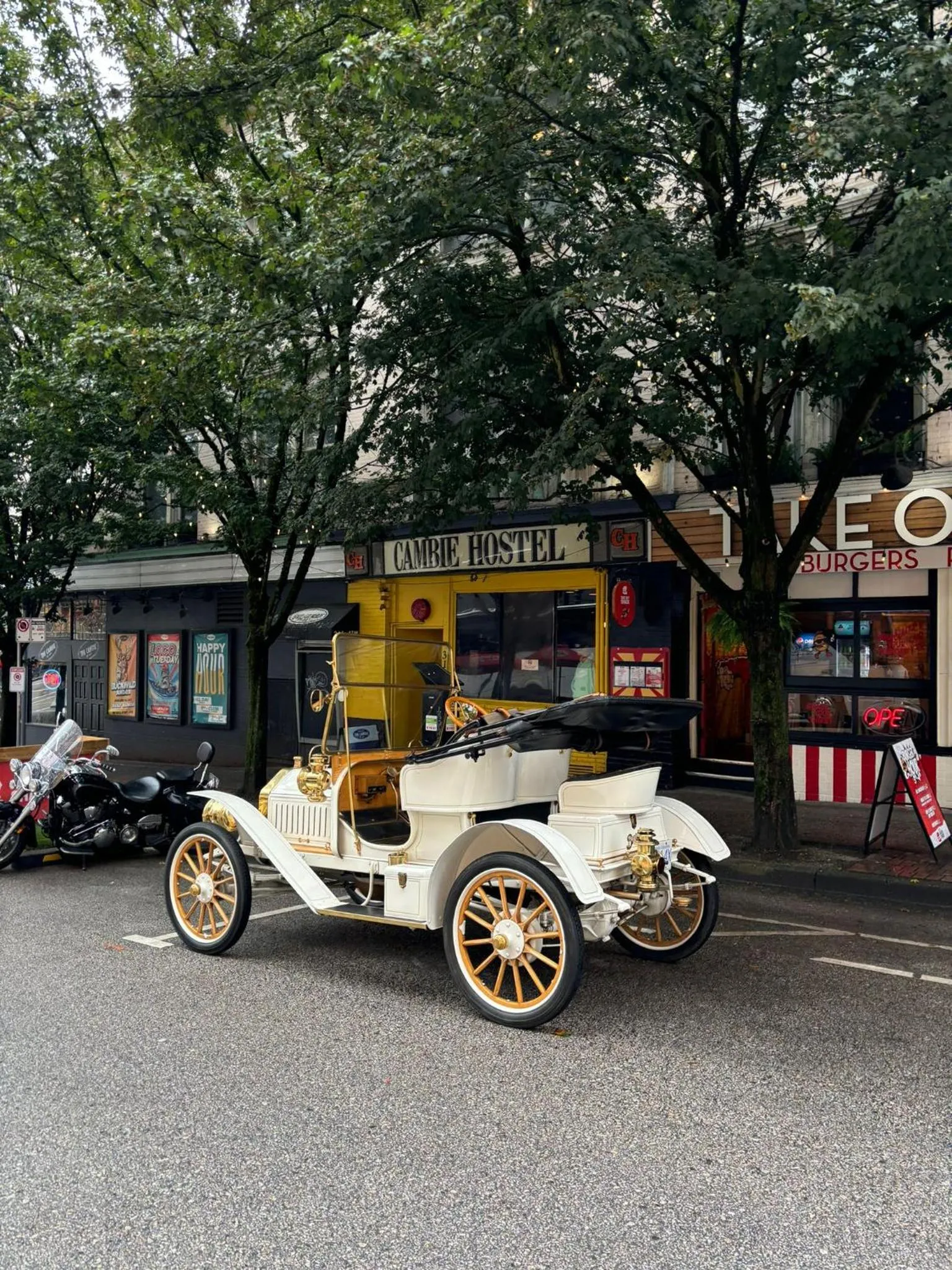 Location in The Cambie Hostel Gastown