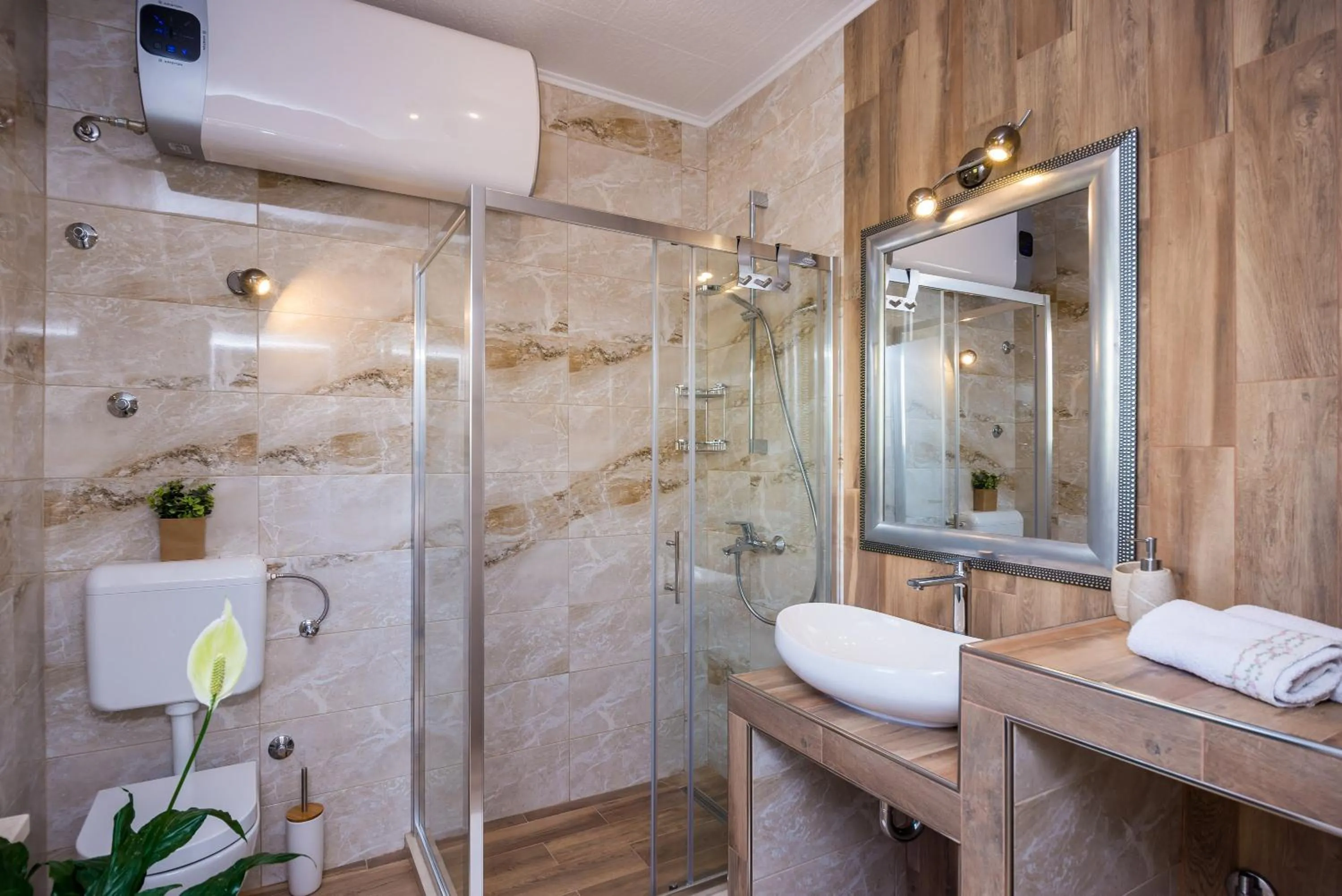 Bathroom in Apartment & Rooms Duja