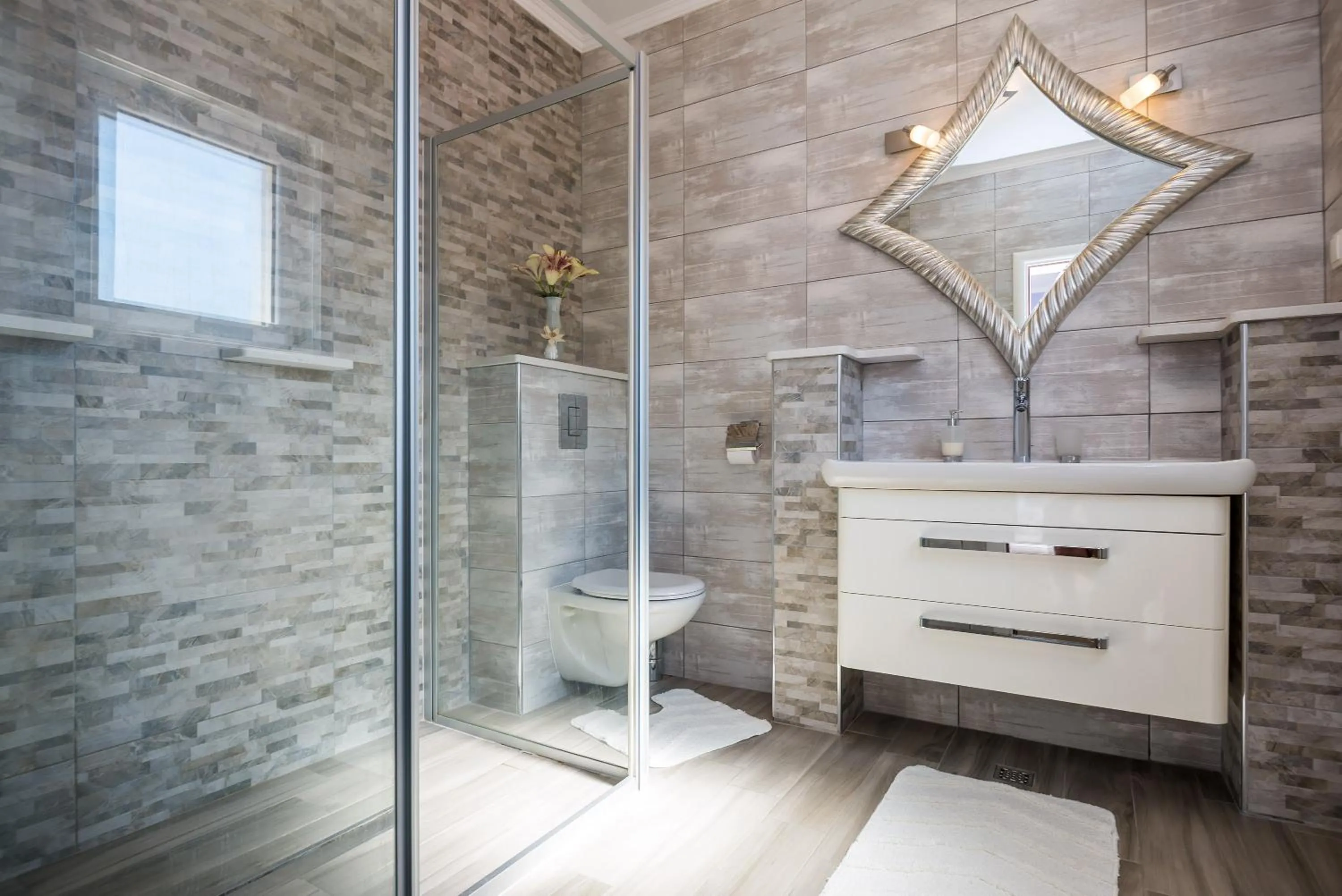 Bathroom in Apartment & Rooms Duja