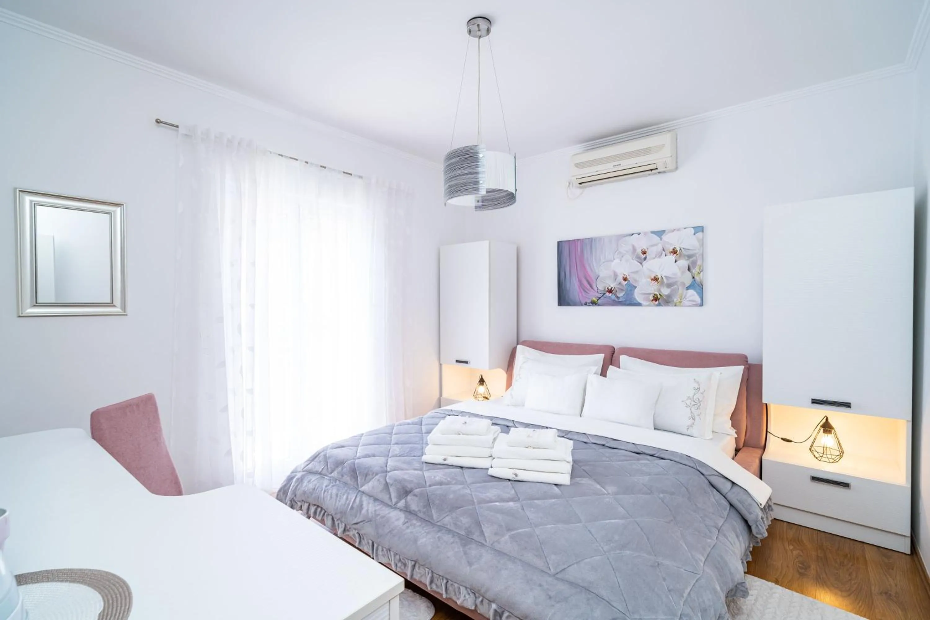 Bedroom, Bed in Apartment & Rooms Duja
