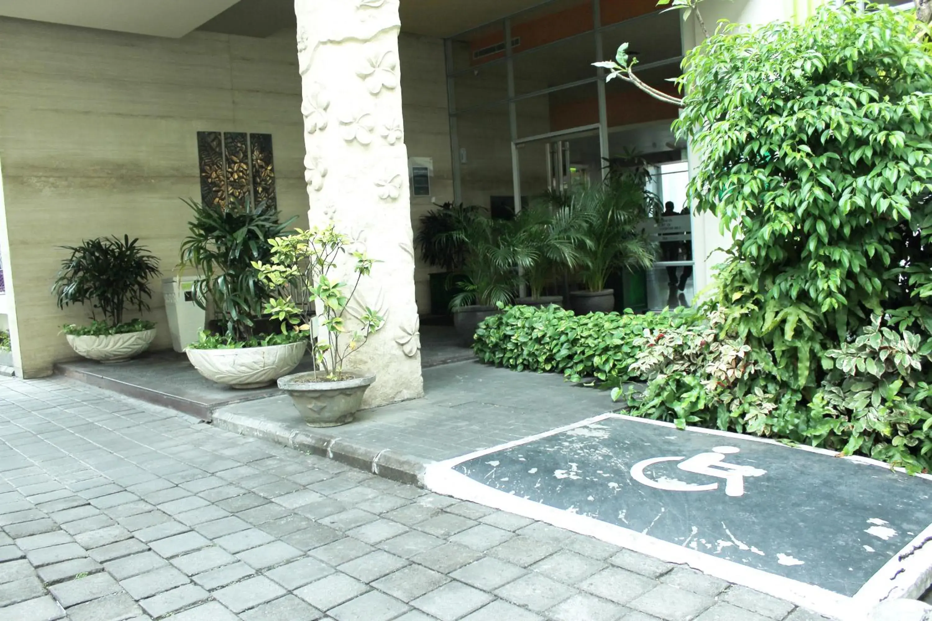 Facade/entrance in Ibis Styles Bali Denpasar Facade/entrance in Ibis Styles Bali Denpasar