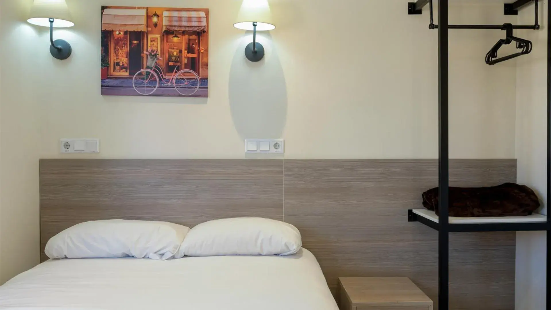 Standard Double Room in Golden Alcala Standard Double Room in Golden Alcala