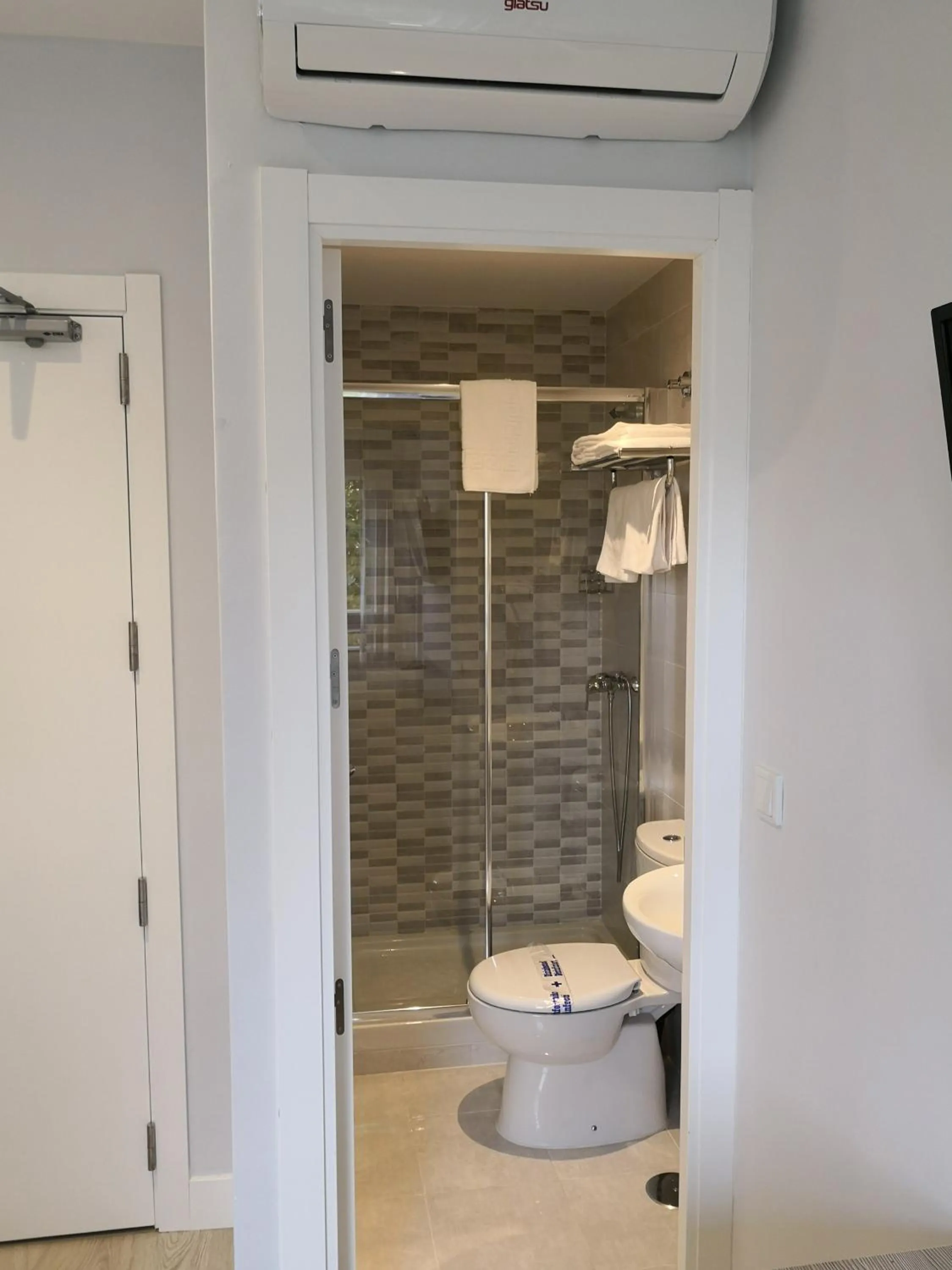 Bathroom in Golden Alcala