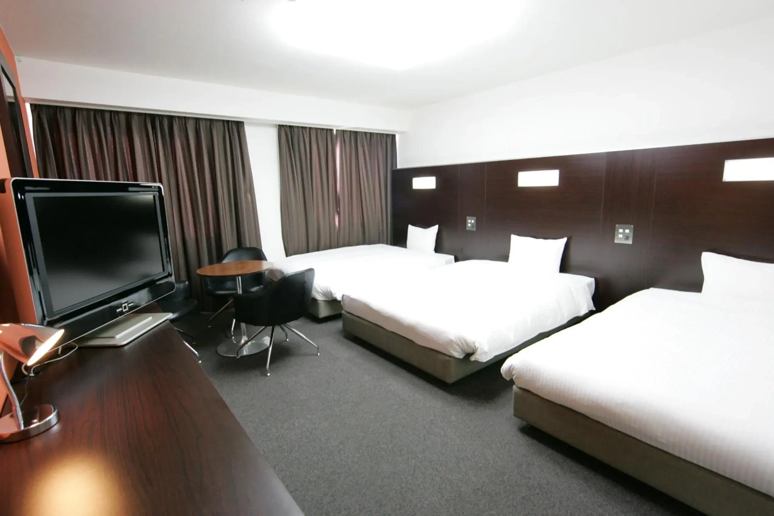 Photo of the whole room, Bed in Green Rich Hotel Suizenji Photo of the whole room, Bed in Green Rich Hotel Suizenji