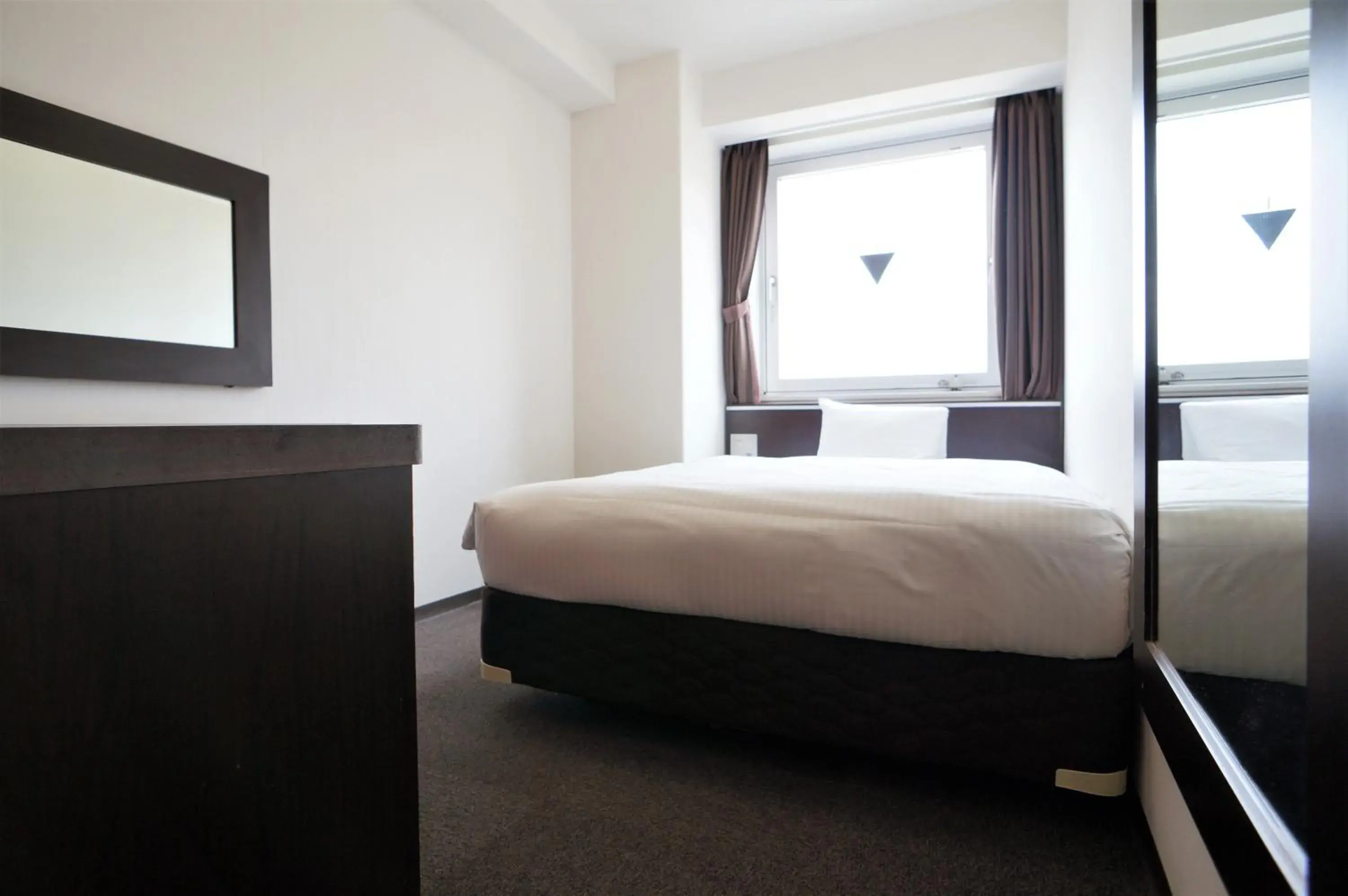 Single Room - single occupancy - Non-Smoking in Green Rich Hotel Suizenji Single Room - single occupancy - Non-Smoking in Green Rich Hotel Suizenji