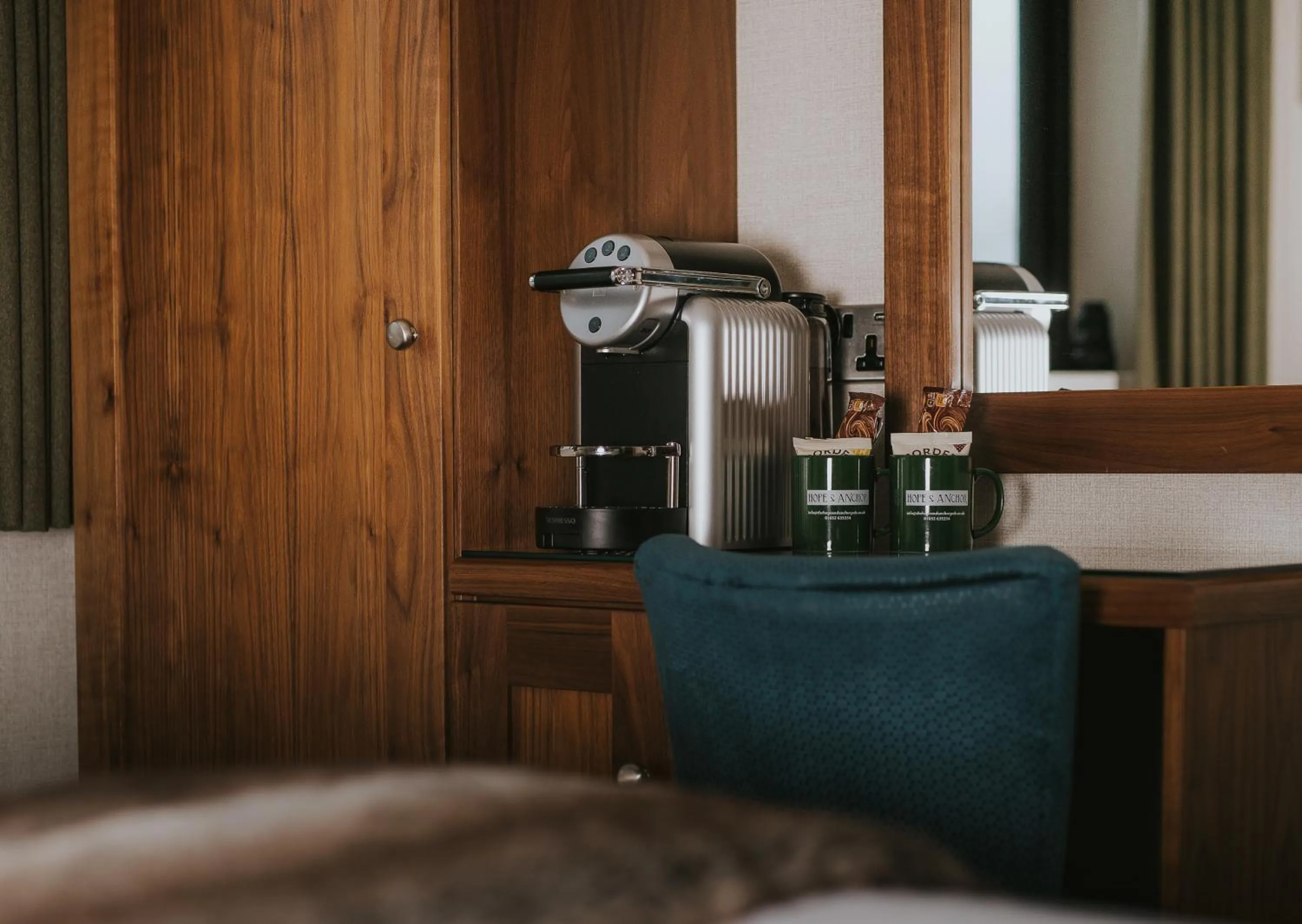 Bed in The Hope and Anchor Pub