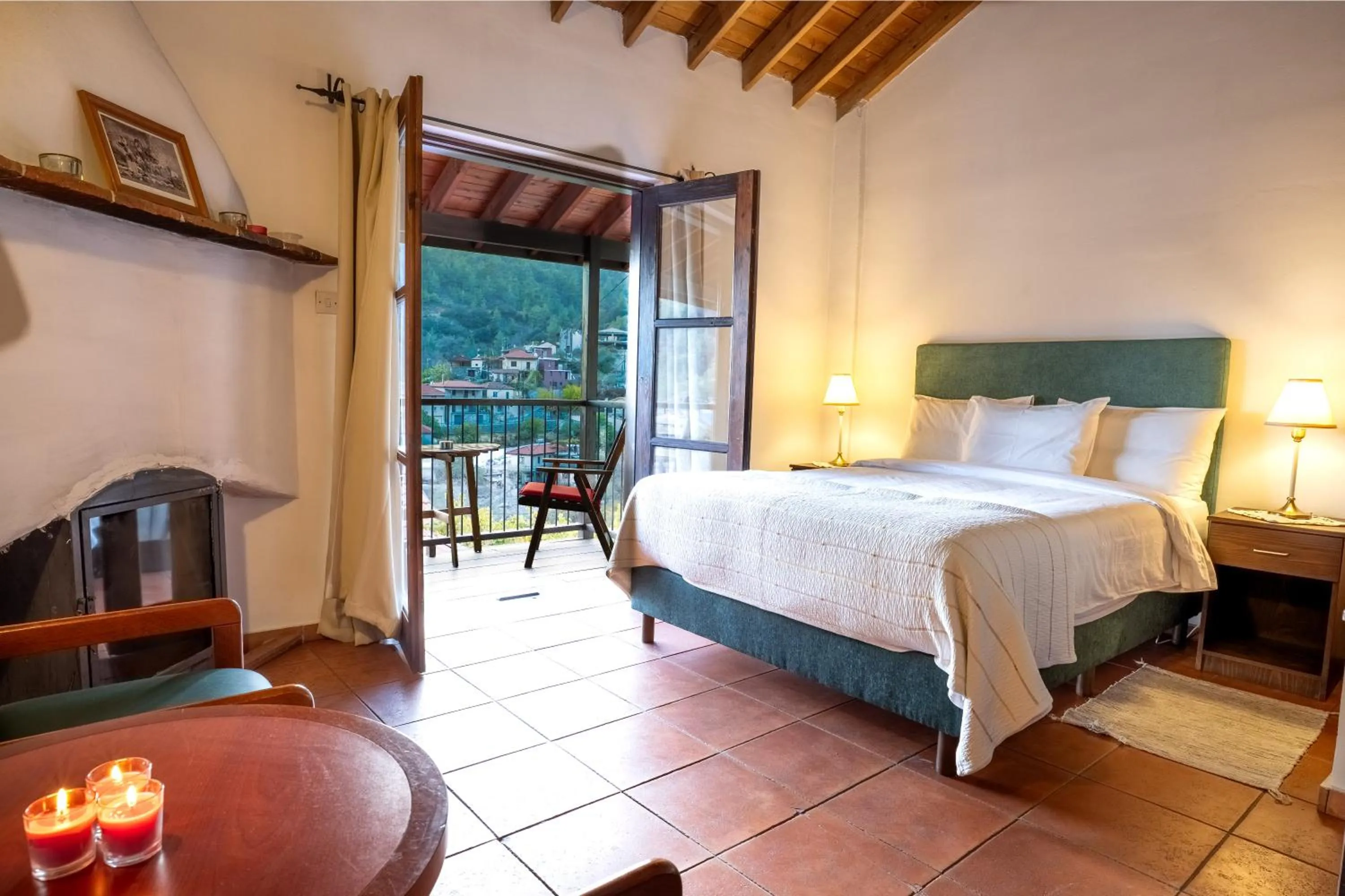 Bed in Ambelikos Traditional Agrohotel