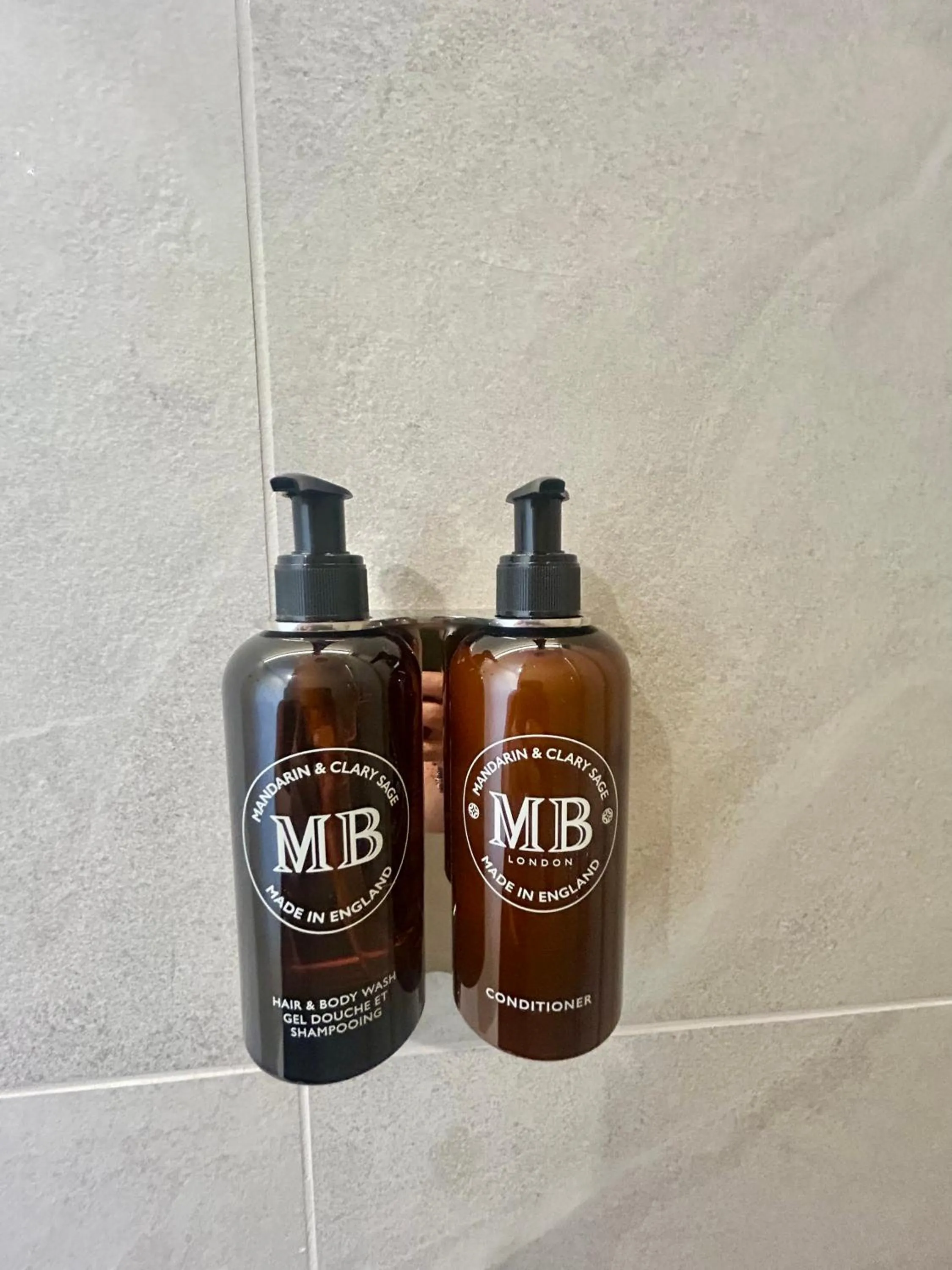 Bathroom in Pigeon Beach Hotel Apartments