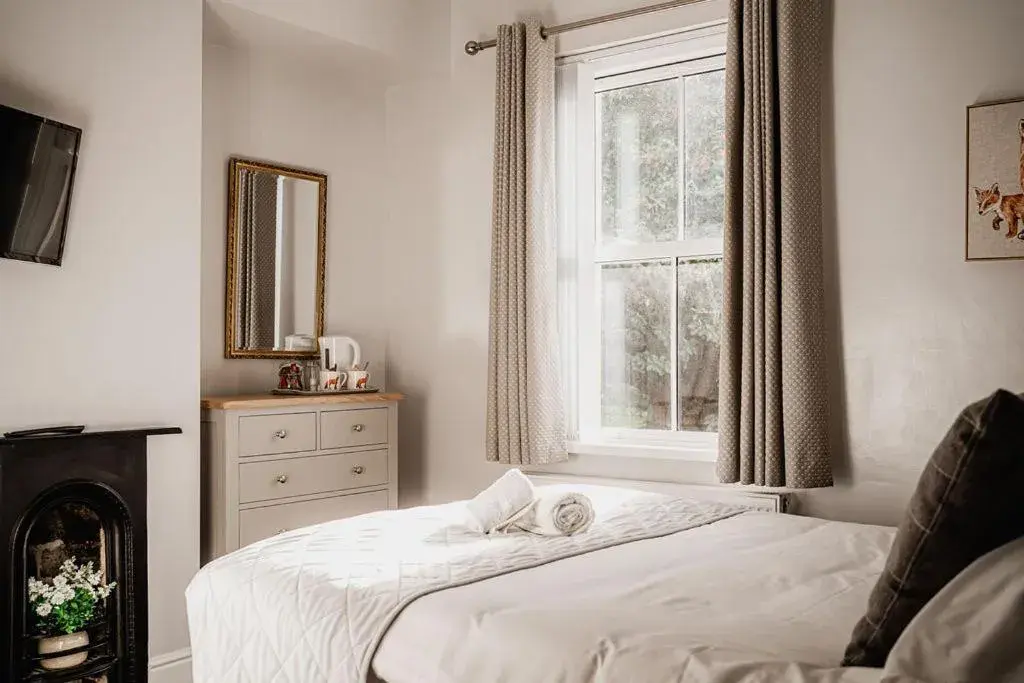 Bedroom, Bed in The Railway Bedroom, Bed in The Railway