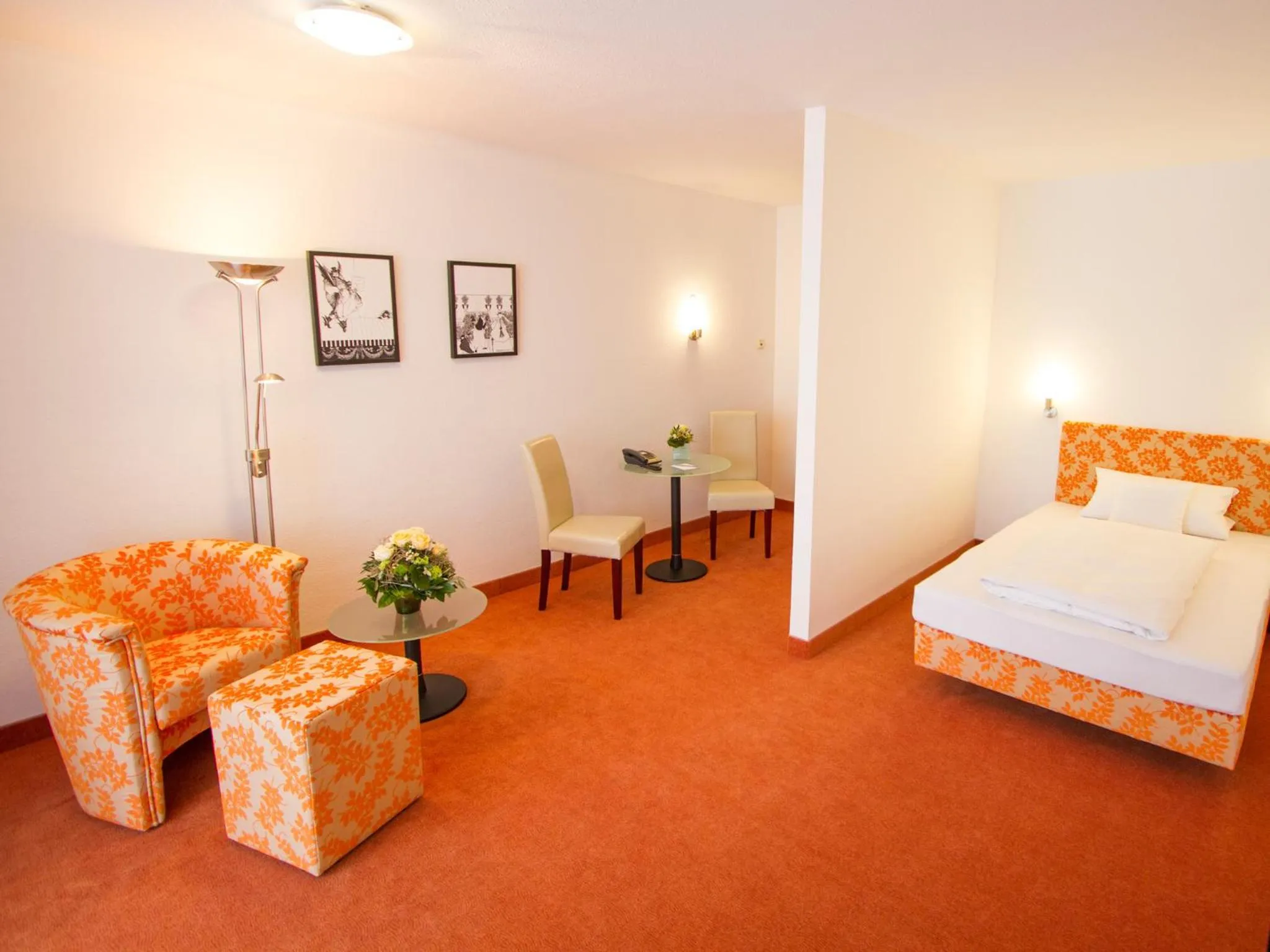 Photo of the whole room, Bed in Hotel Birkenhof Therme