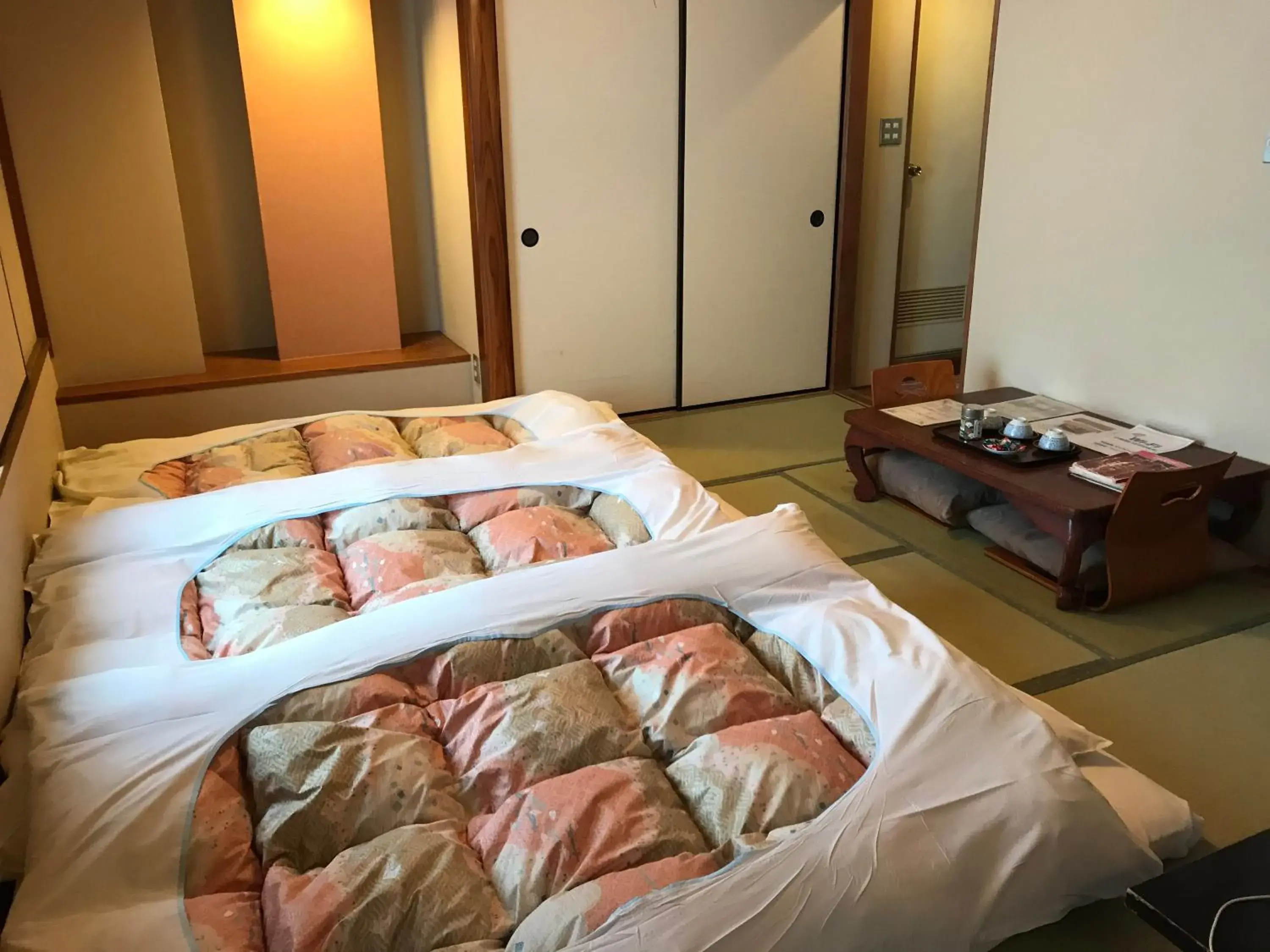 Bed in Osaka Ryokan Kuramoto Bed in Osaka Ryokan Kuramoto