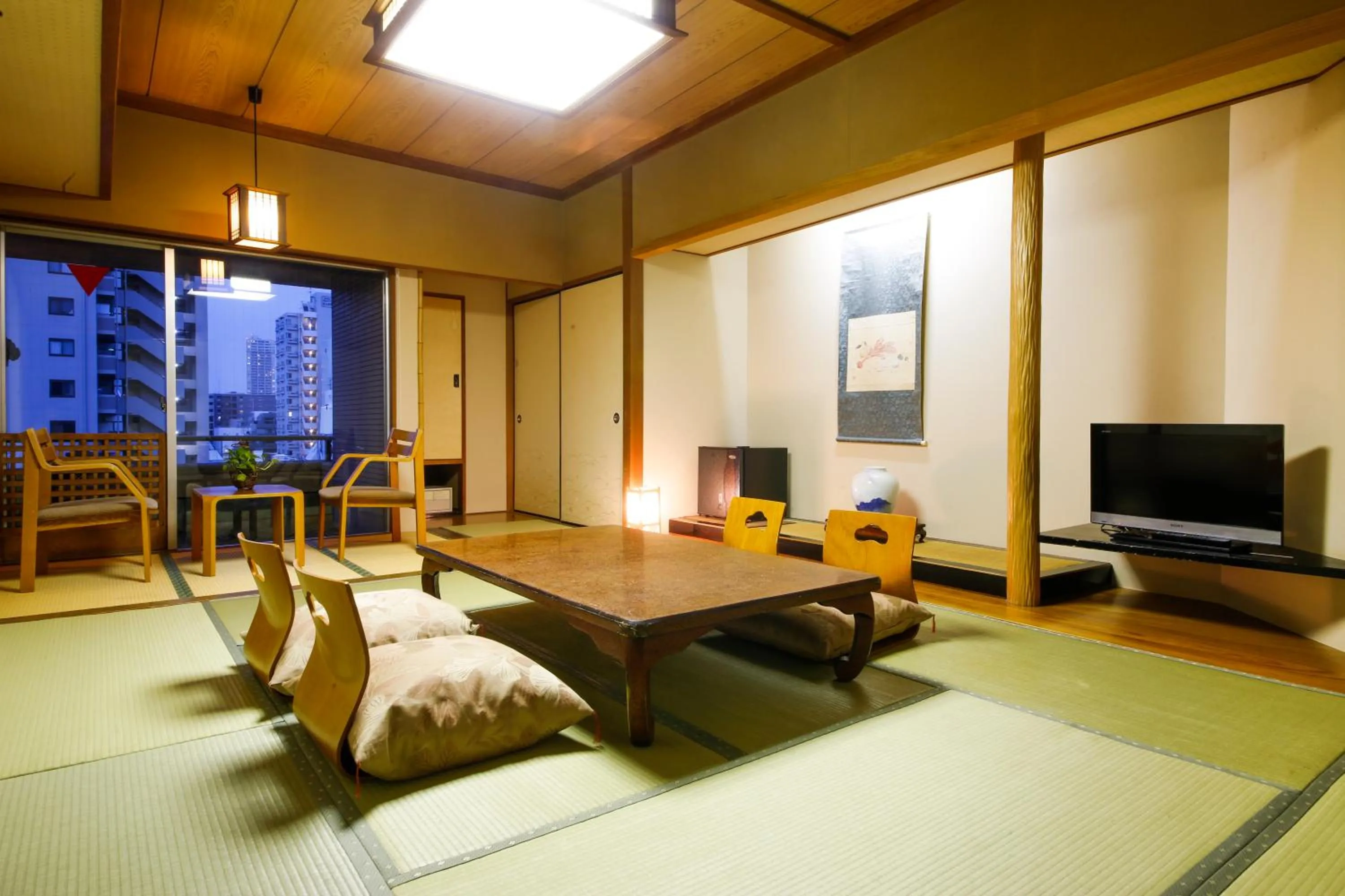 Osaka Ryokan Kuramoto
