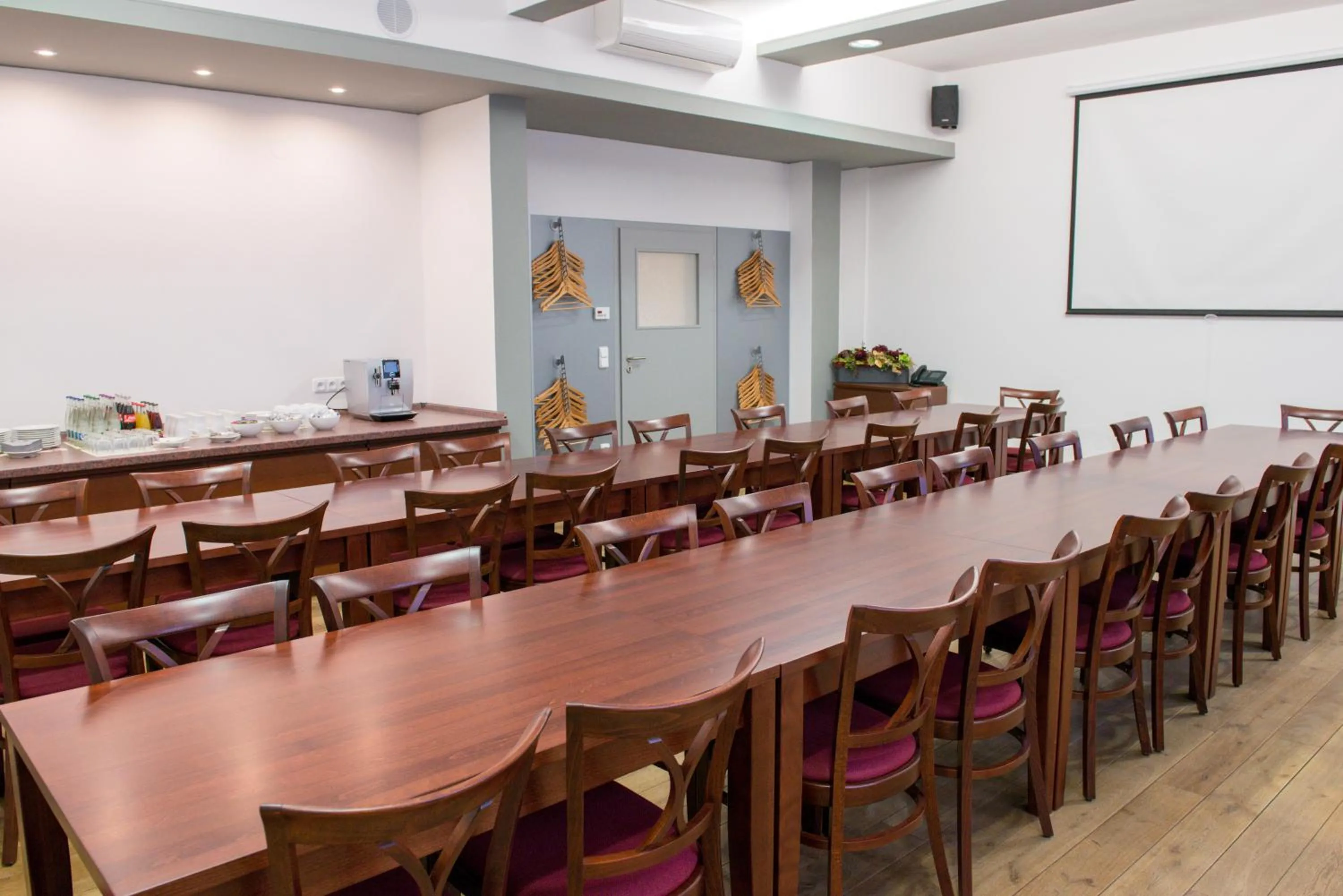Meeting/conference room in Hotel Villa EDEN