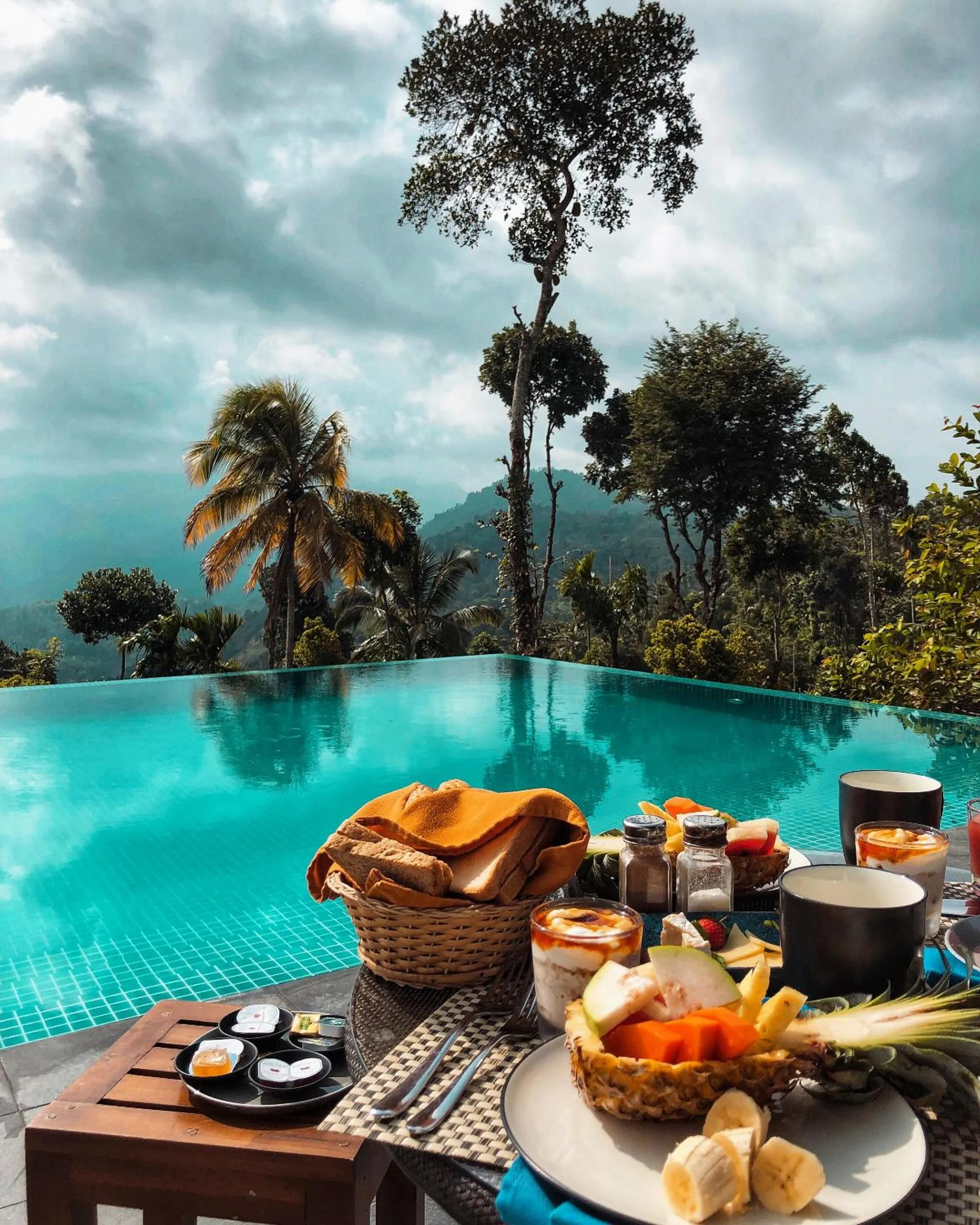 Food and drinks in Aarunya Nature Resort - Kandy