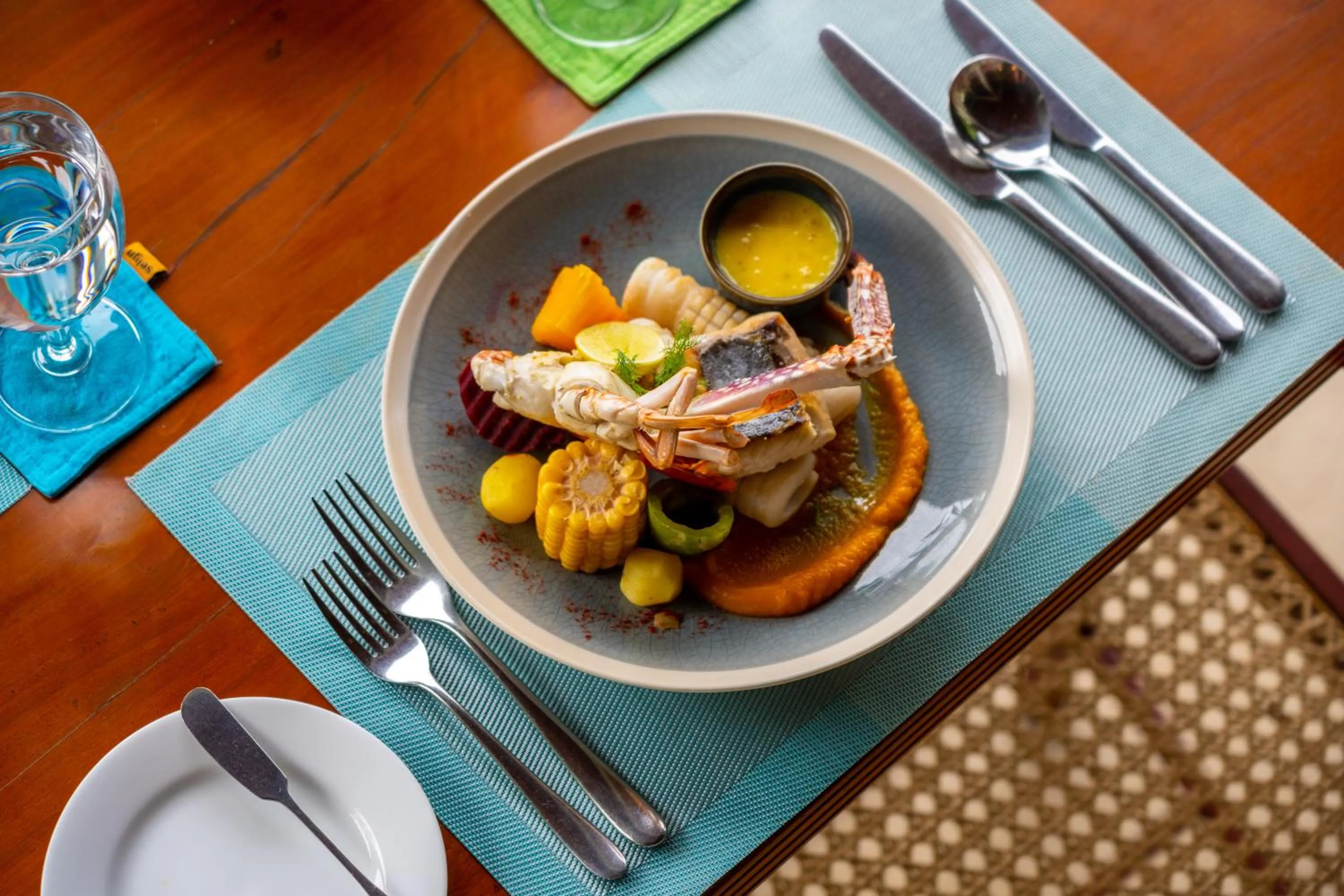 Restaurant/places to eat in Aarunya Nature Resort - Kandy