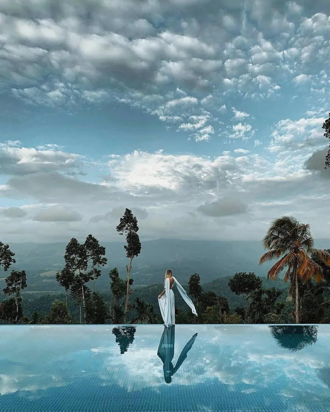 Swimming pool in Aarunya Nature Resort - Kandy