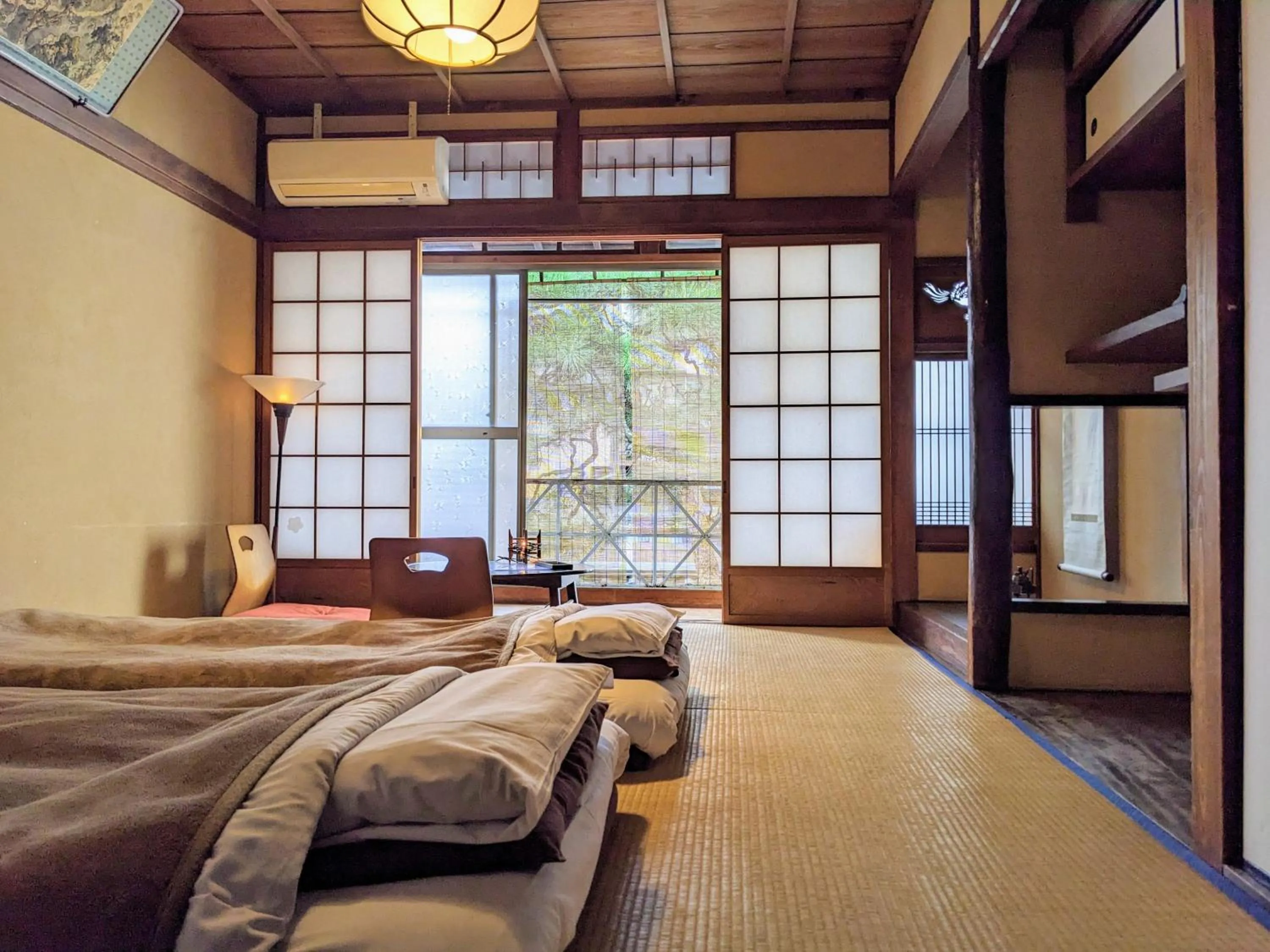 Photo of the whole room, Bed in Guesthouse Itoya Kyoto