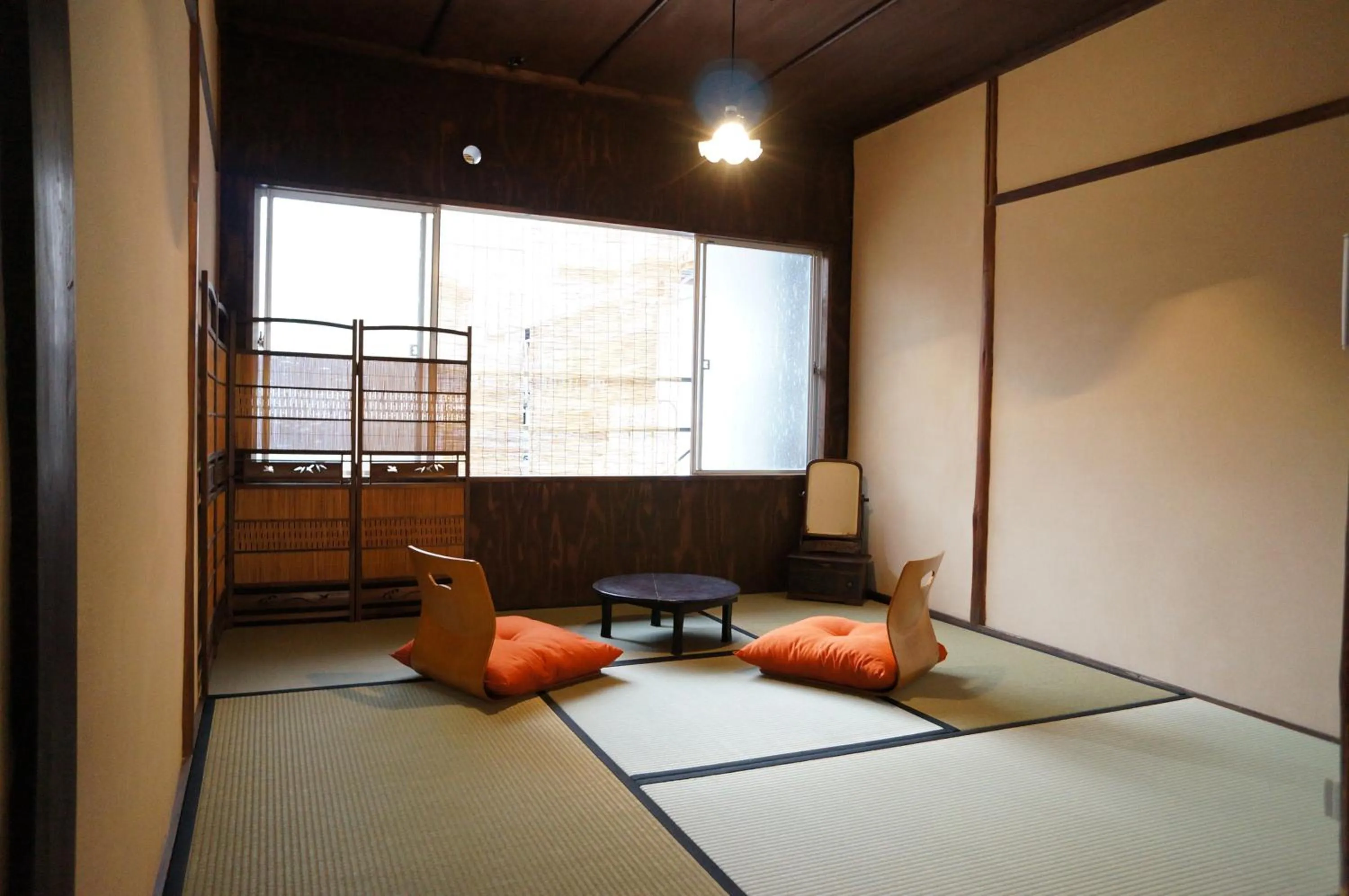 Photo of the whole room in Guesthouse Itoya Kyoto