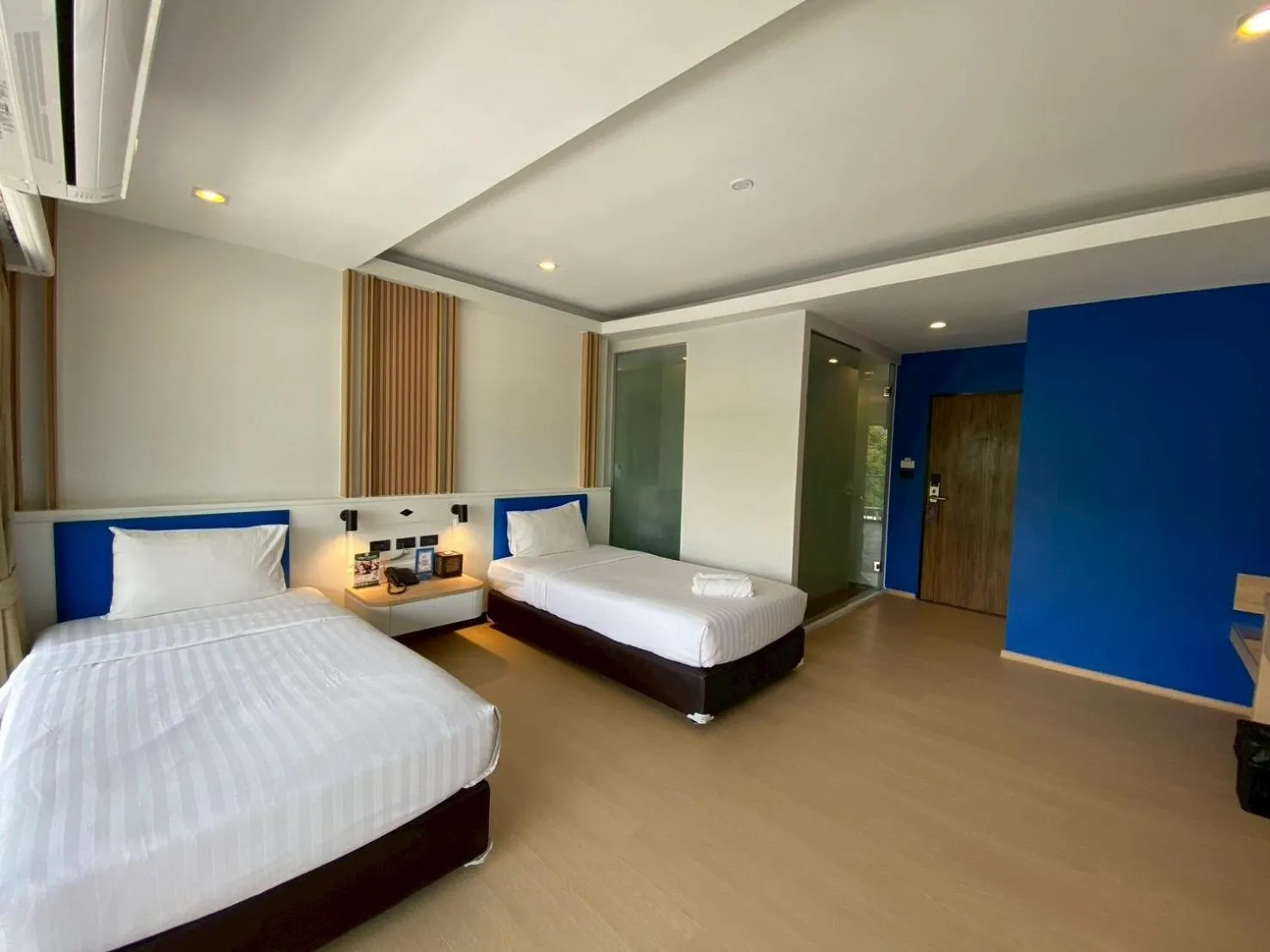 Bed in Armoni Patong Beach Hotel